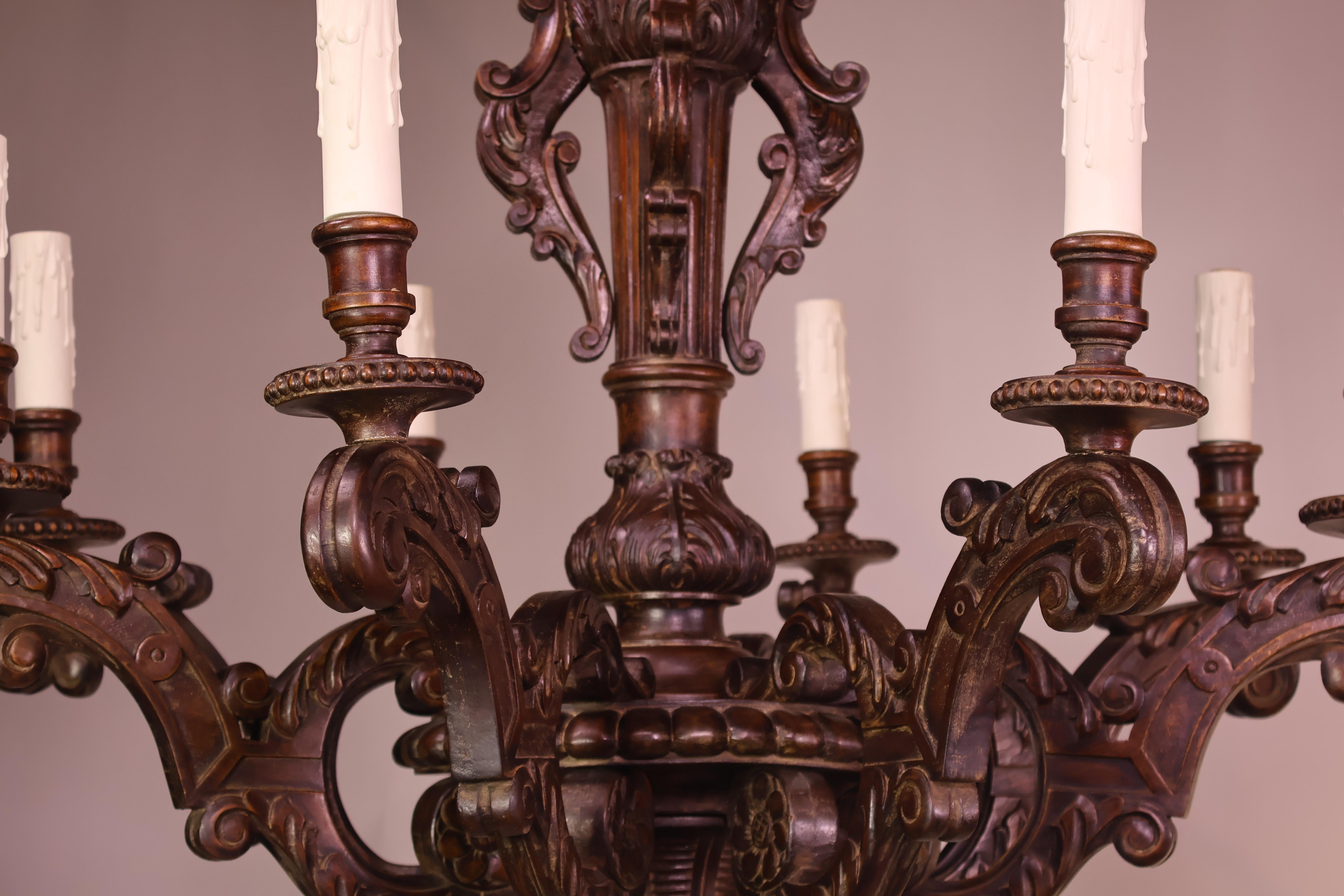Fine Louis XVI style Carved Wood Chandelier For Sale 10