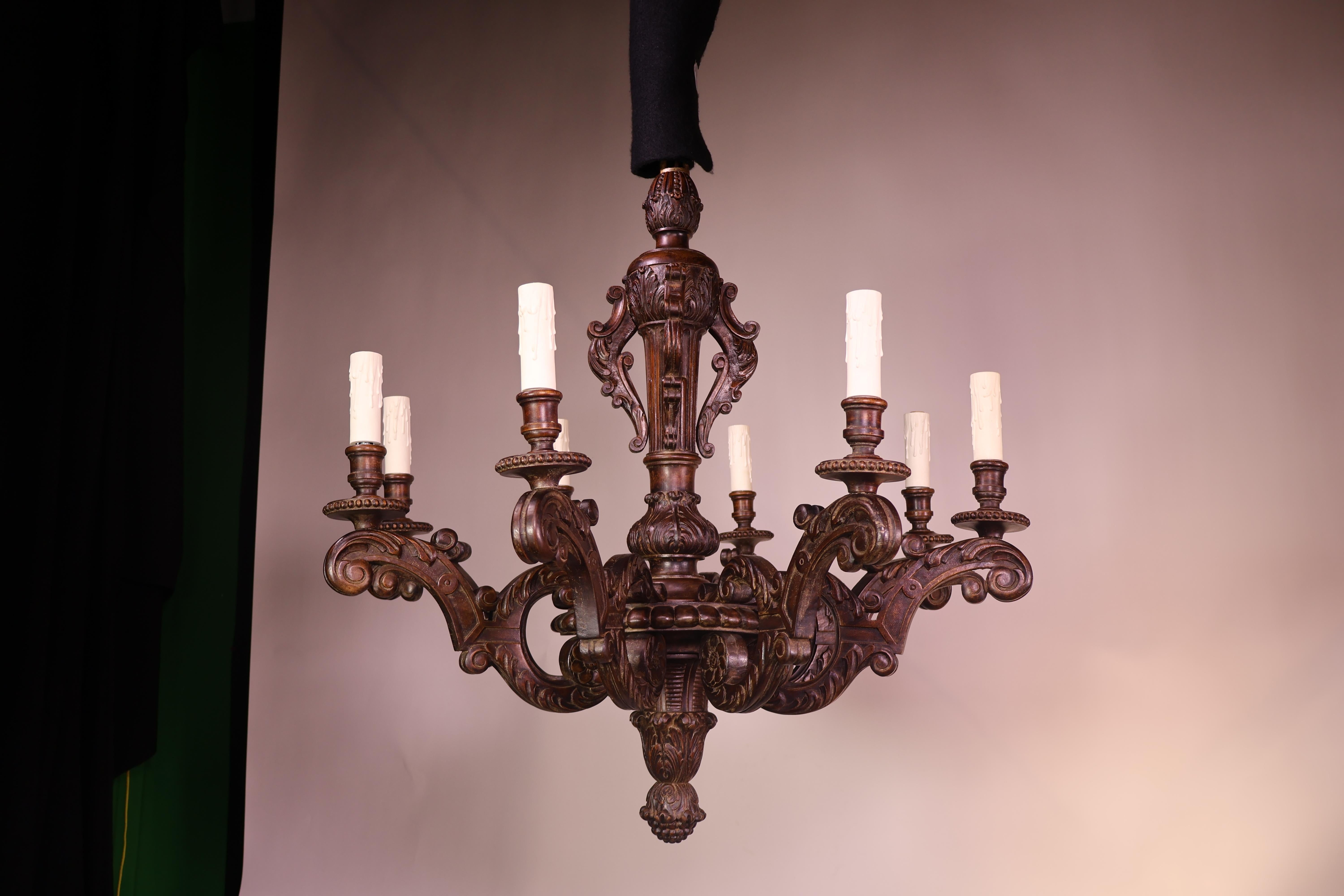 Gilt Fine Louis XVI style Carved Wood Chandelier For Sale