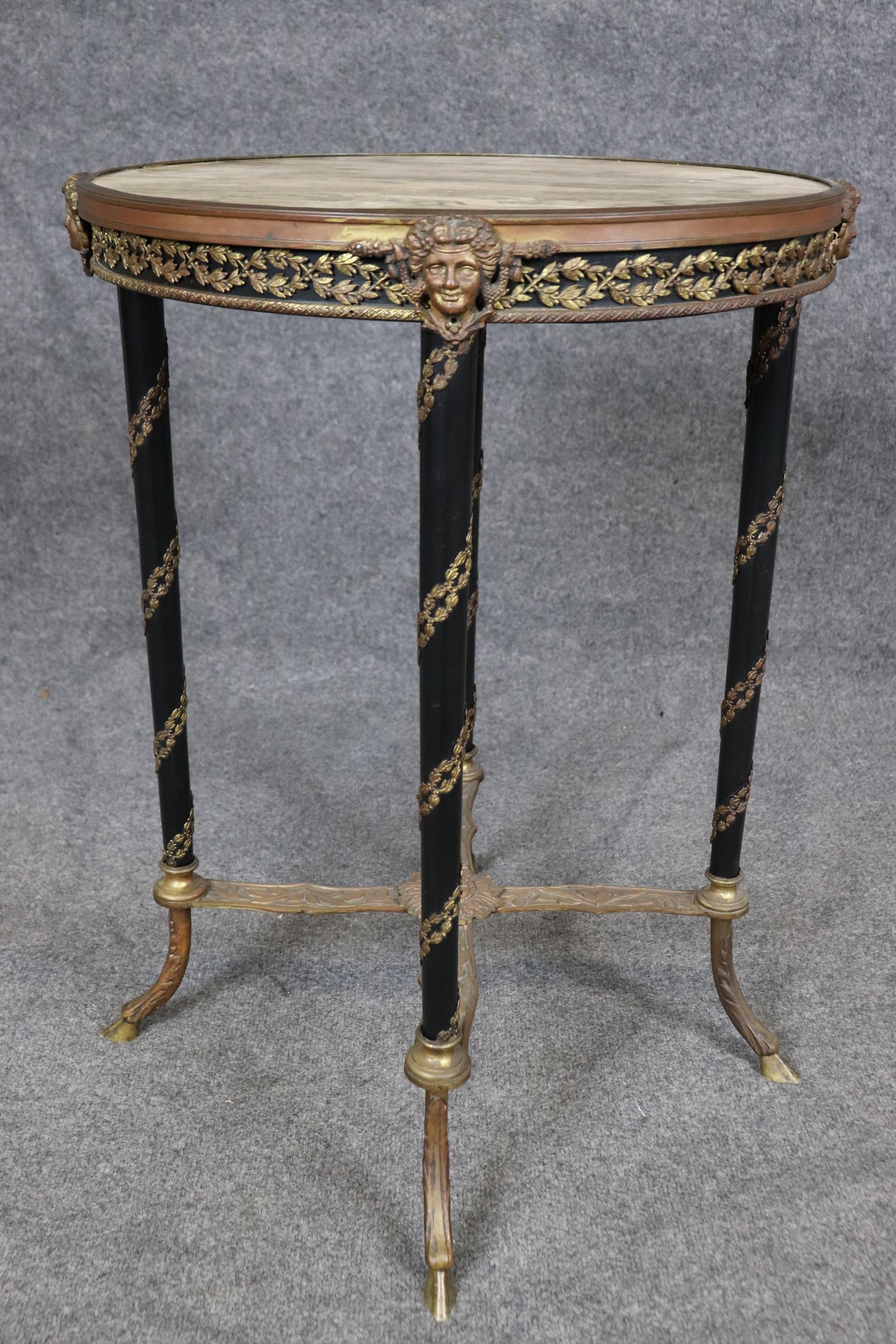 Fine Louis XVI Style Marble Top End Table in the style of Adam Weisweiler In Good Condition In Swedesboro, NJ
