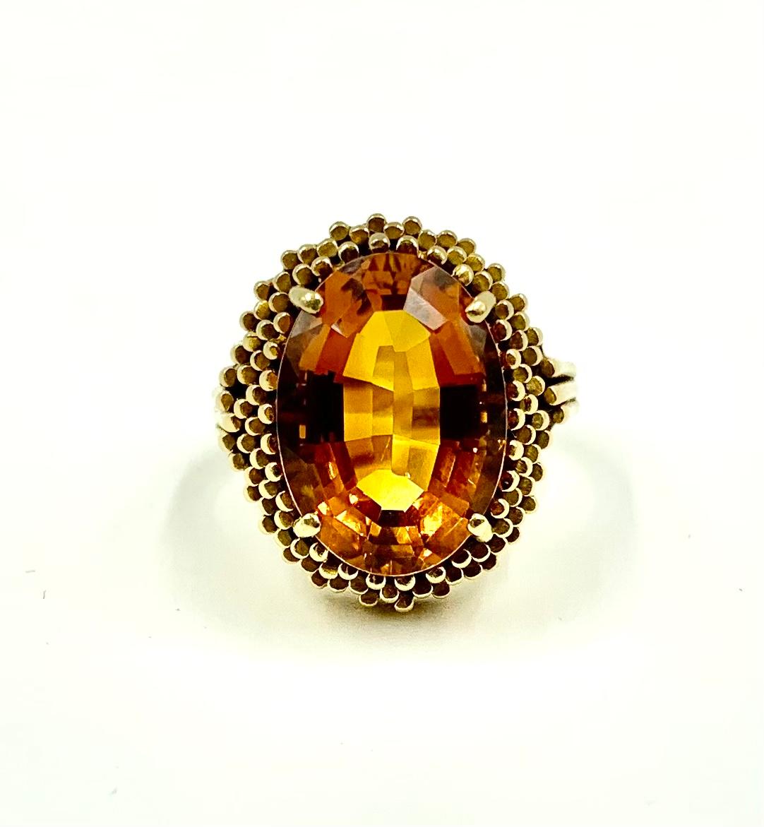 Oval Cut Fine Madeira Citrine 18K Yellow Gold Art Deco City Skyline Statement Ring For Sale