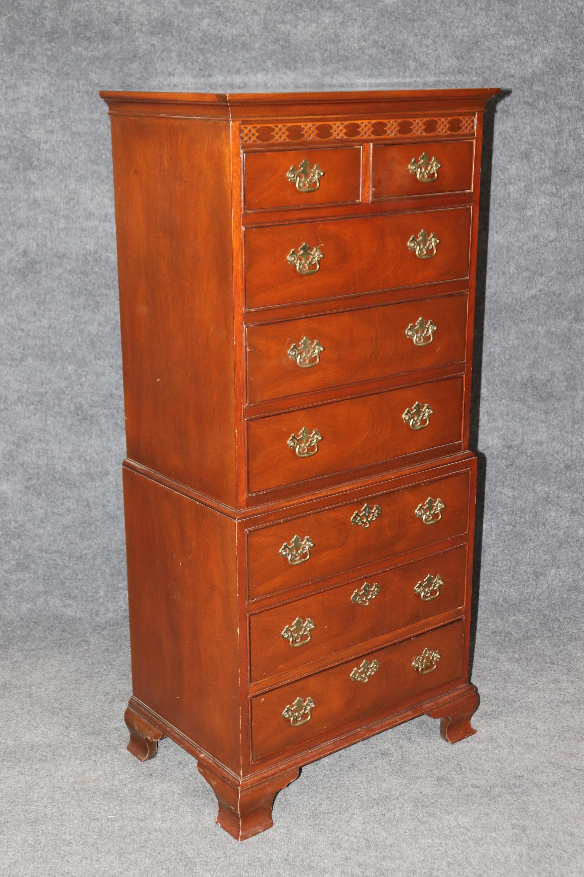 American Fine Mahogany Baker 8 Drawer Lingerie Chest Chippendale Style