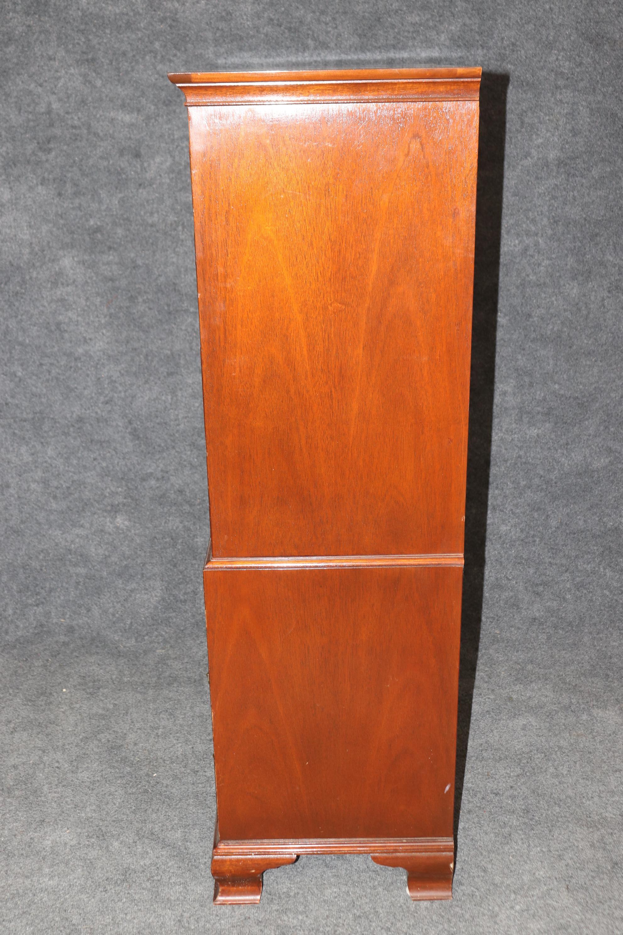 Late 20th Century Fine Mahogany Baker 8 Drawer Lingerie Chest Chippendale Style