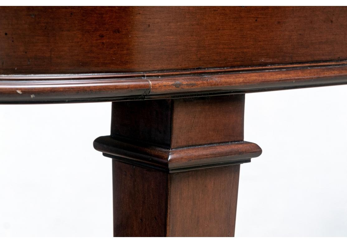 Fine Mahogany Console Table With Conforming Glass Top In Good Condition For Sale In Bridgeport, CT