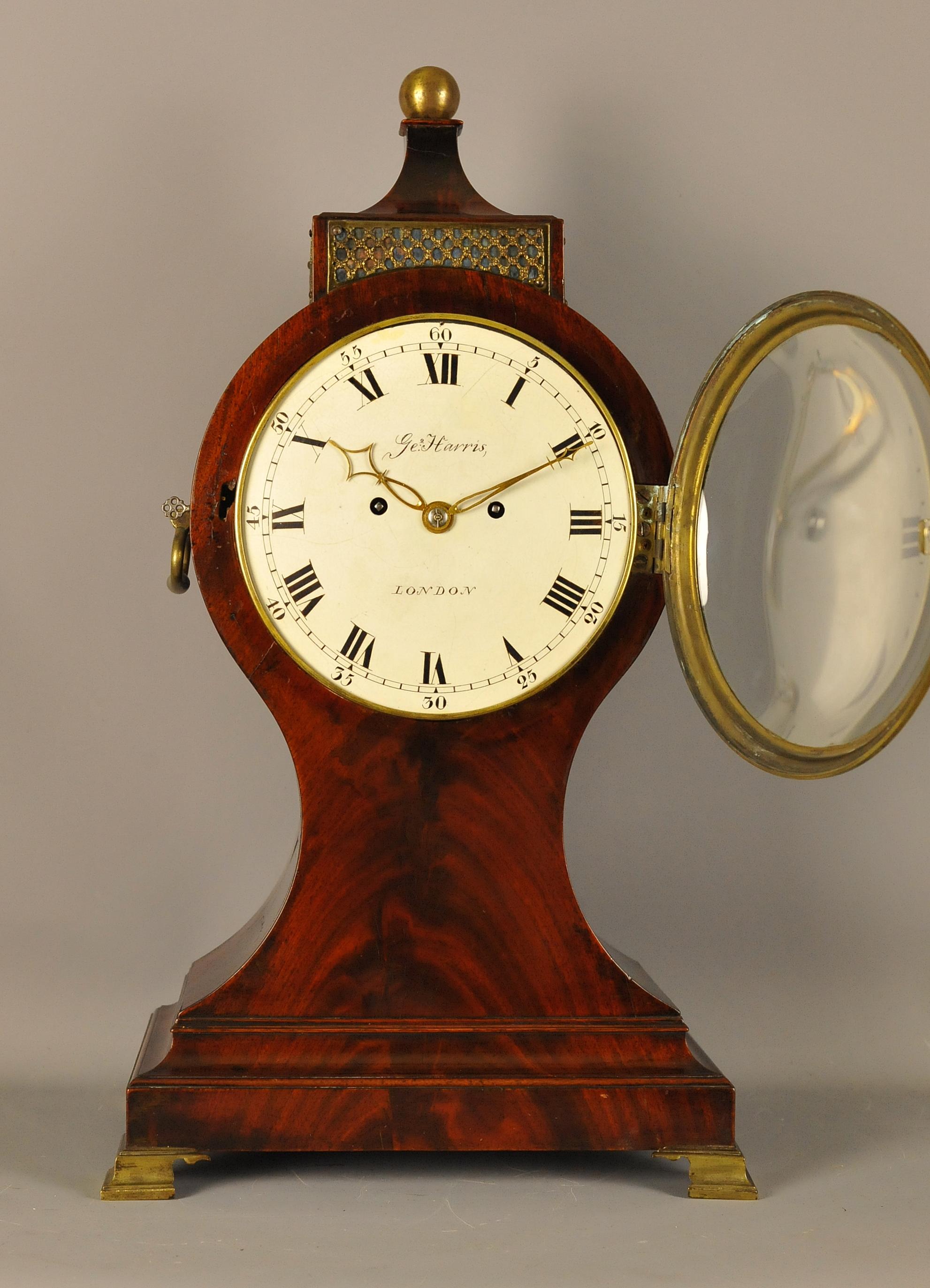 Fine Mahogany Fusee Balloon Clock, Harris, London im Angebot 3