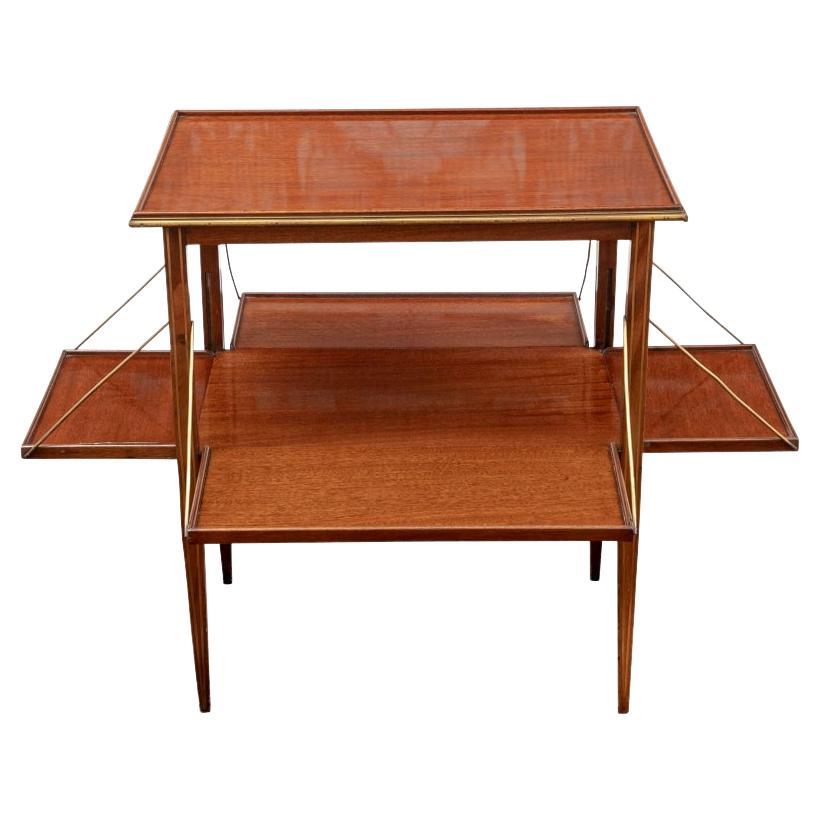 Fine Mahogany Tea or Serving Table with Leaf Extensions For Sale