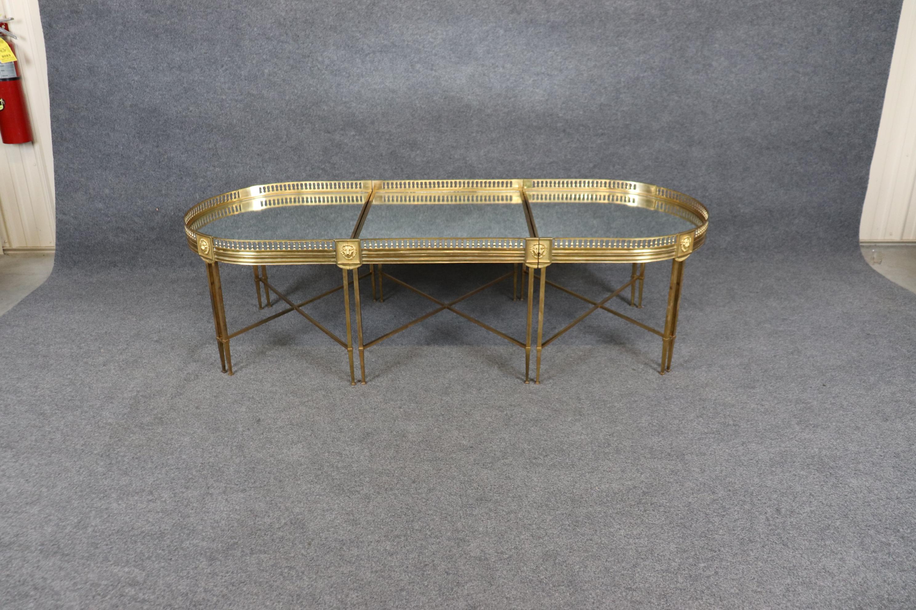 Fine Maison Jansen Attrib. Massivem Messing Spiegel Drei Pieces Bankett Couchtisch (Directoire) im Angebot