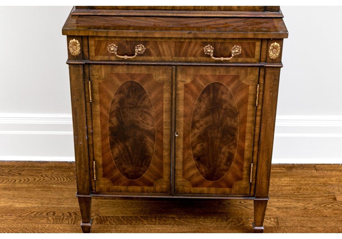 Georgianischer Maitland-Smith-Vitrinenschrank im Angebot 6