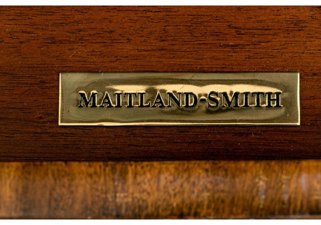 Georgianischer Maitland-Smith-Vitrinenschrank (20. Jahrhundert) im Angebot