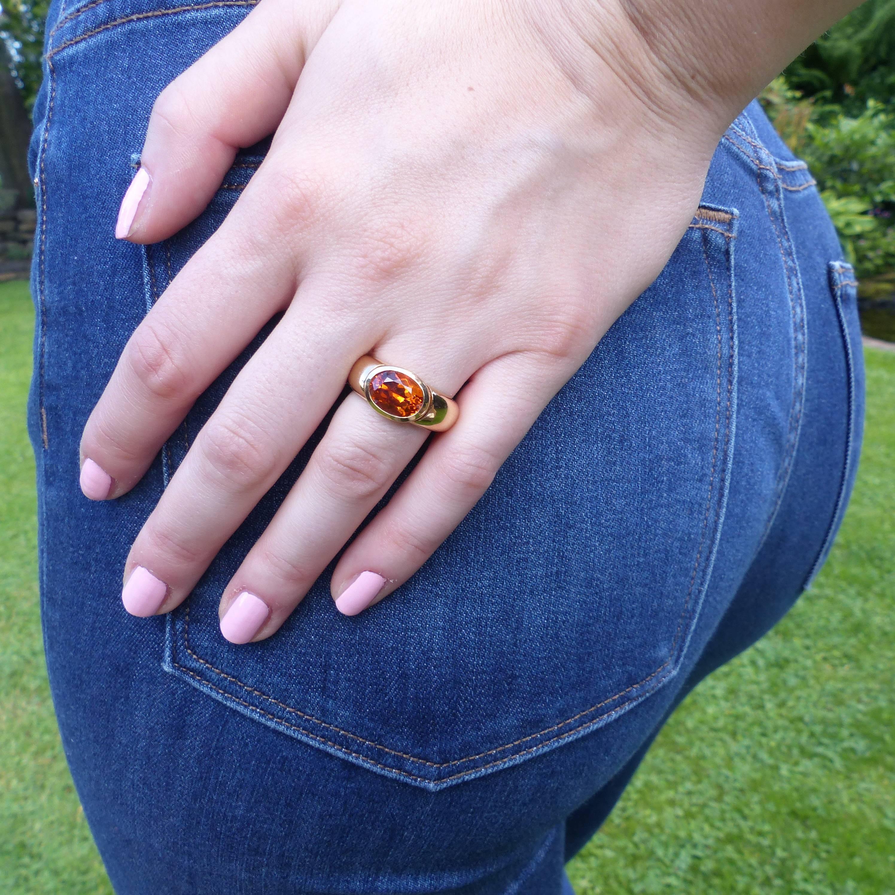 Contemporary Ring in Rose Gold with Mandarine Garnet oval 11x8, 5mm. For Sale