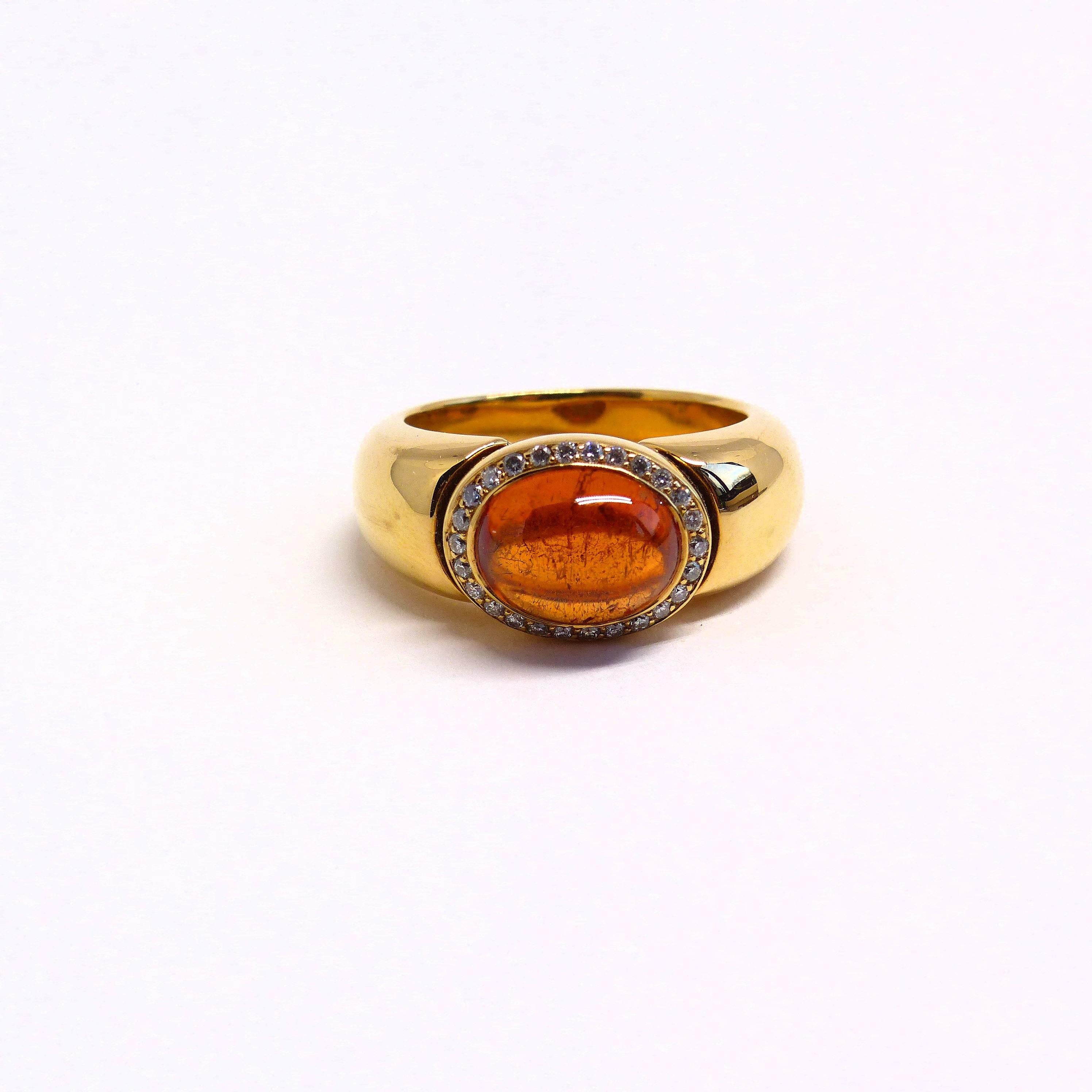 Feiner Mandarin Granat Cabouchon 18K Gold Ring (Zeitgenössisch) im Angebot