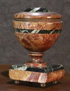 Fine Marble French Art Deco Mantle Clock Set with Garnitures, circa 1920