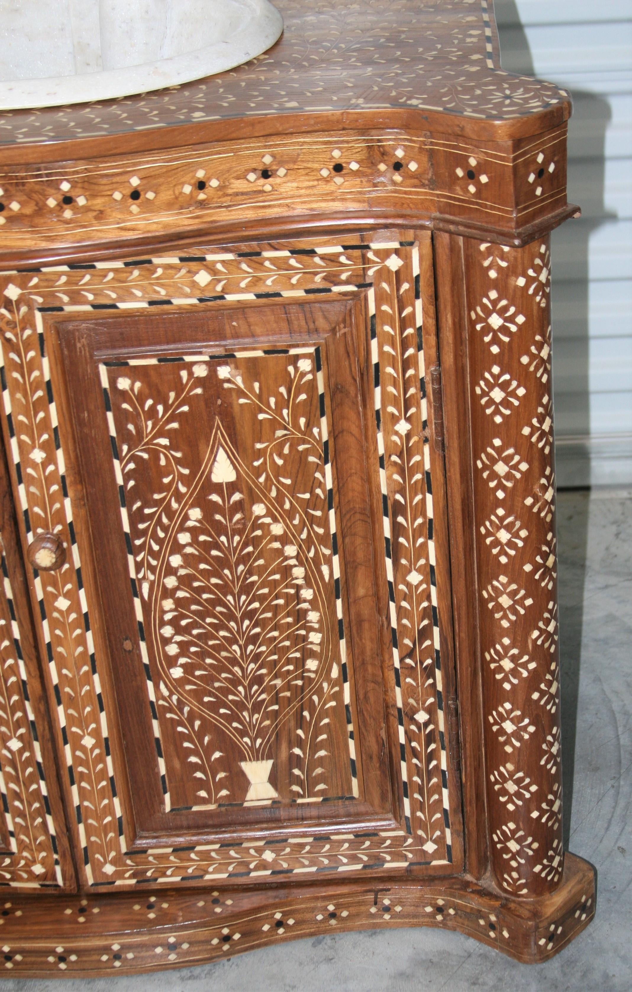 Indian Fine Marble Sink on Solid Teak Wood Vanity Exquisitely Hand Inlaid with Bone For Sale