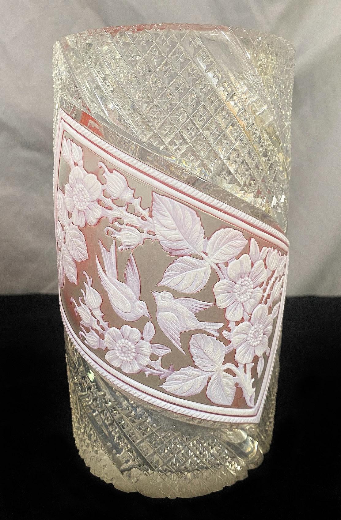 English Fine Matched Pair of 19th Century Thomas Webb and Sons Cameo Crystal Art Vases For Sale