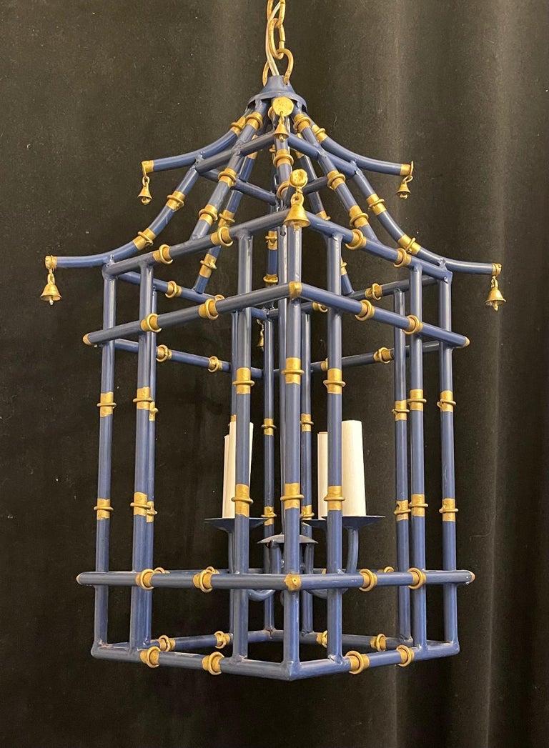 Fine Medium Pair Navy Blue Gold Gilt Pagoda Bamboo Chinoiserie Lantern Fixtures In Good Condition In Roslyn, NY