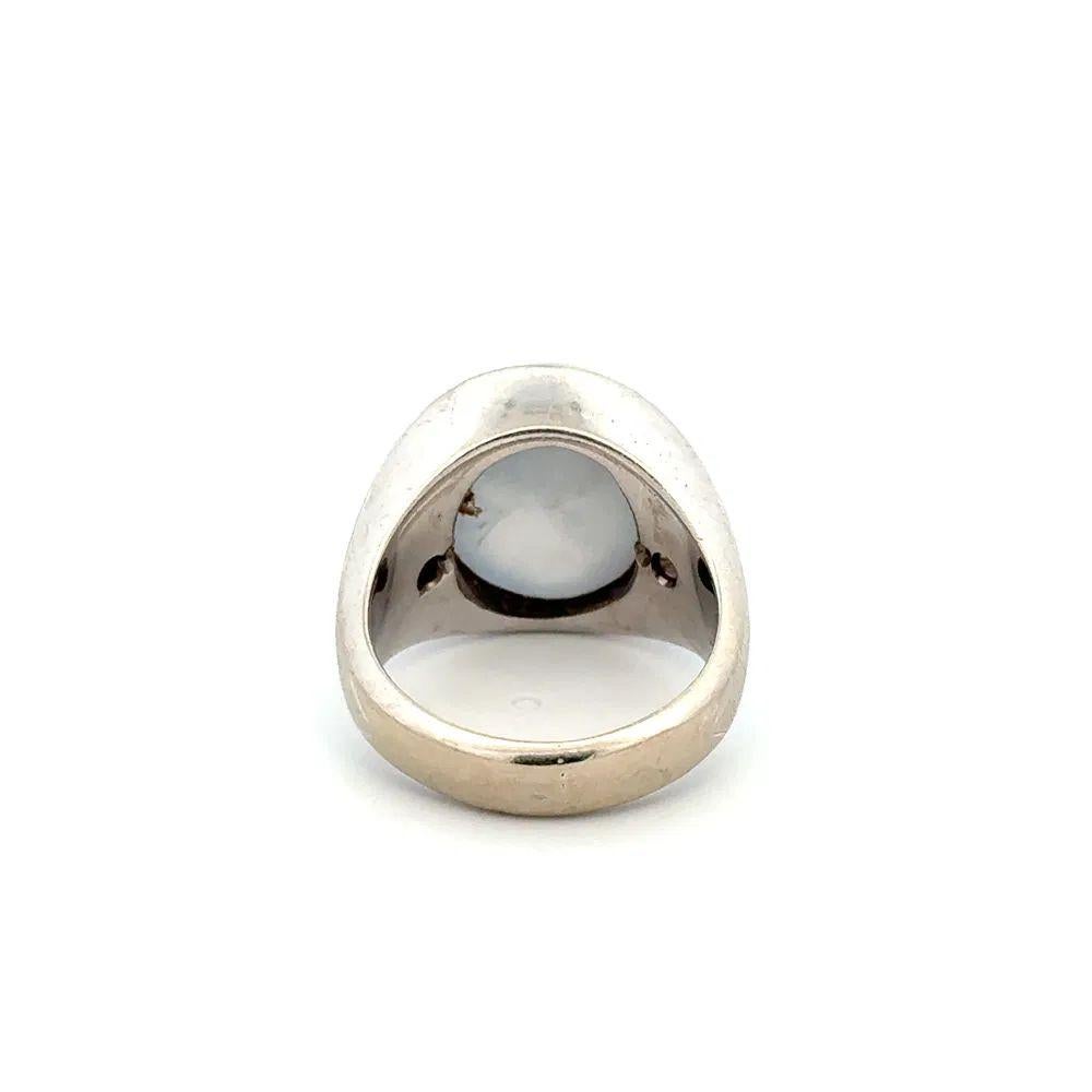 Feiner Herrenring 18 Karat Grau Blauer Stern Saphir und Diamant Gold Vintage By im Zustand „Hervorragend“ im Angebot in Montreal, QC