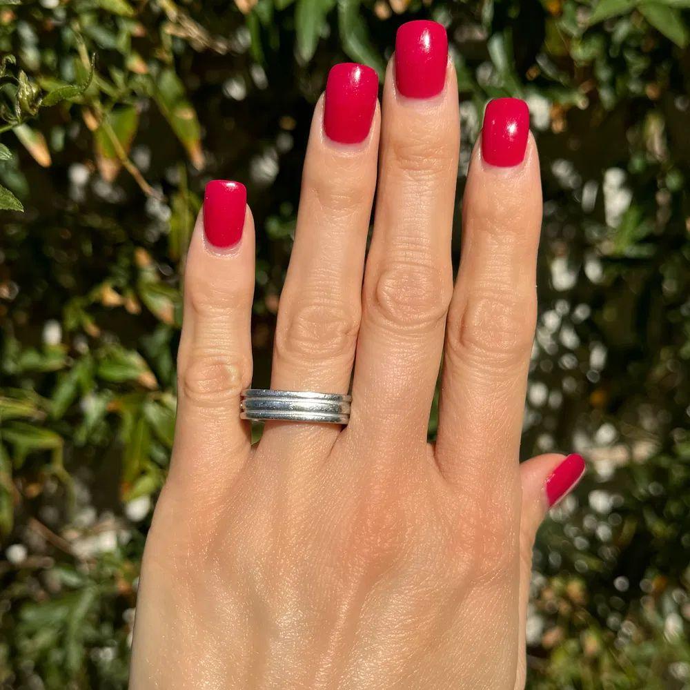 Modernist Fine Men’s Coffin & Trout Designer Ribbed Platinum Wedding Band Ring For Sale