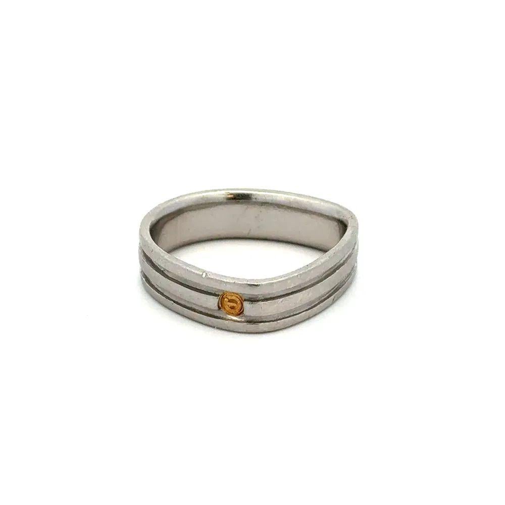 Fine Men’s Coffin & Trout Designer Ribbed Platinum Wedding Band Ring In Excellent Condition For Sale In Montreal, QC
