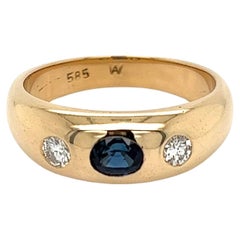 Vintage Fine Men’s Sleek 3-Stone Sapphire and Diamond Gold Ring 