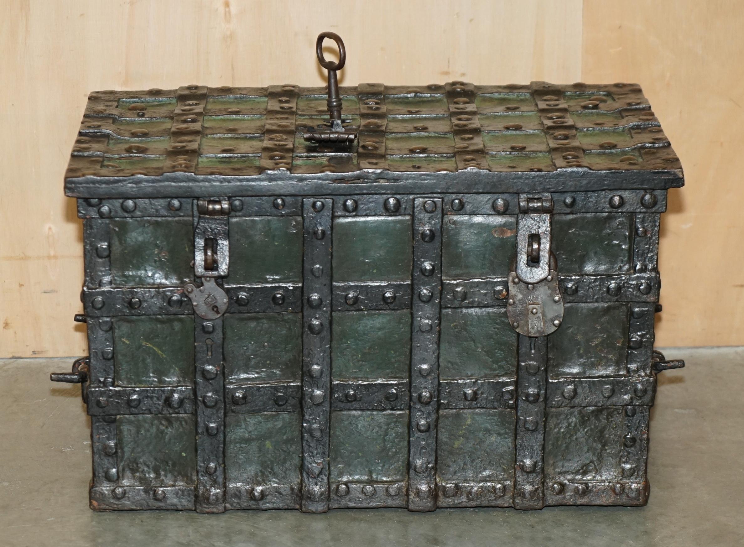 Charles II FINE MID 17TH CENTURY GERMAN WROUGHT IRON SAFE CHEST TRUNK WiTH ORIGINAL KEY For Sale