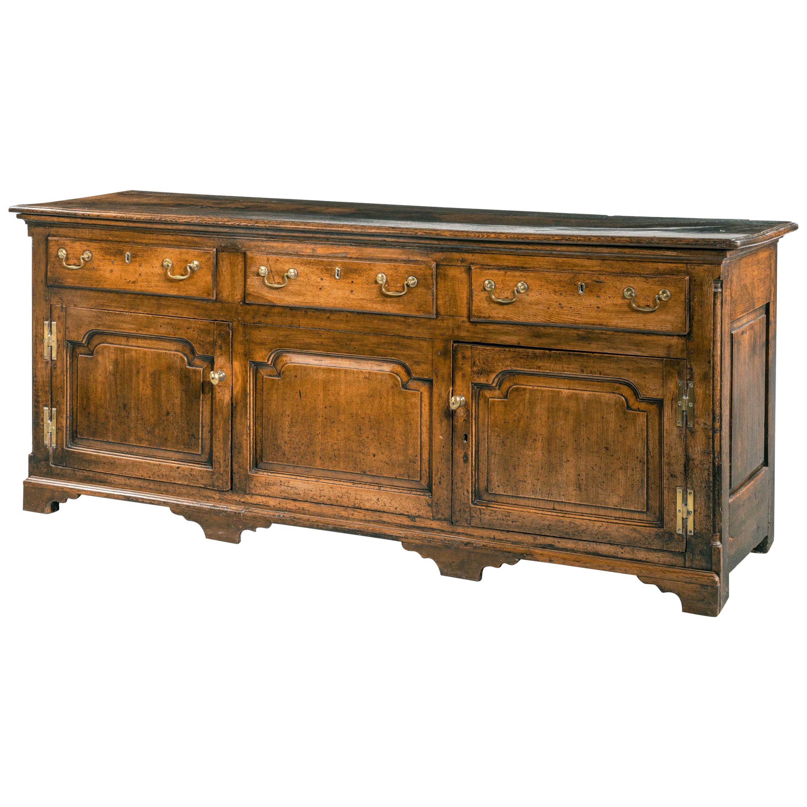 Fine Mid-18th Century Oak Dresser Base For Sale
