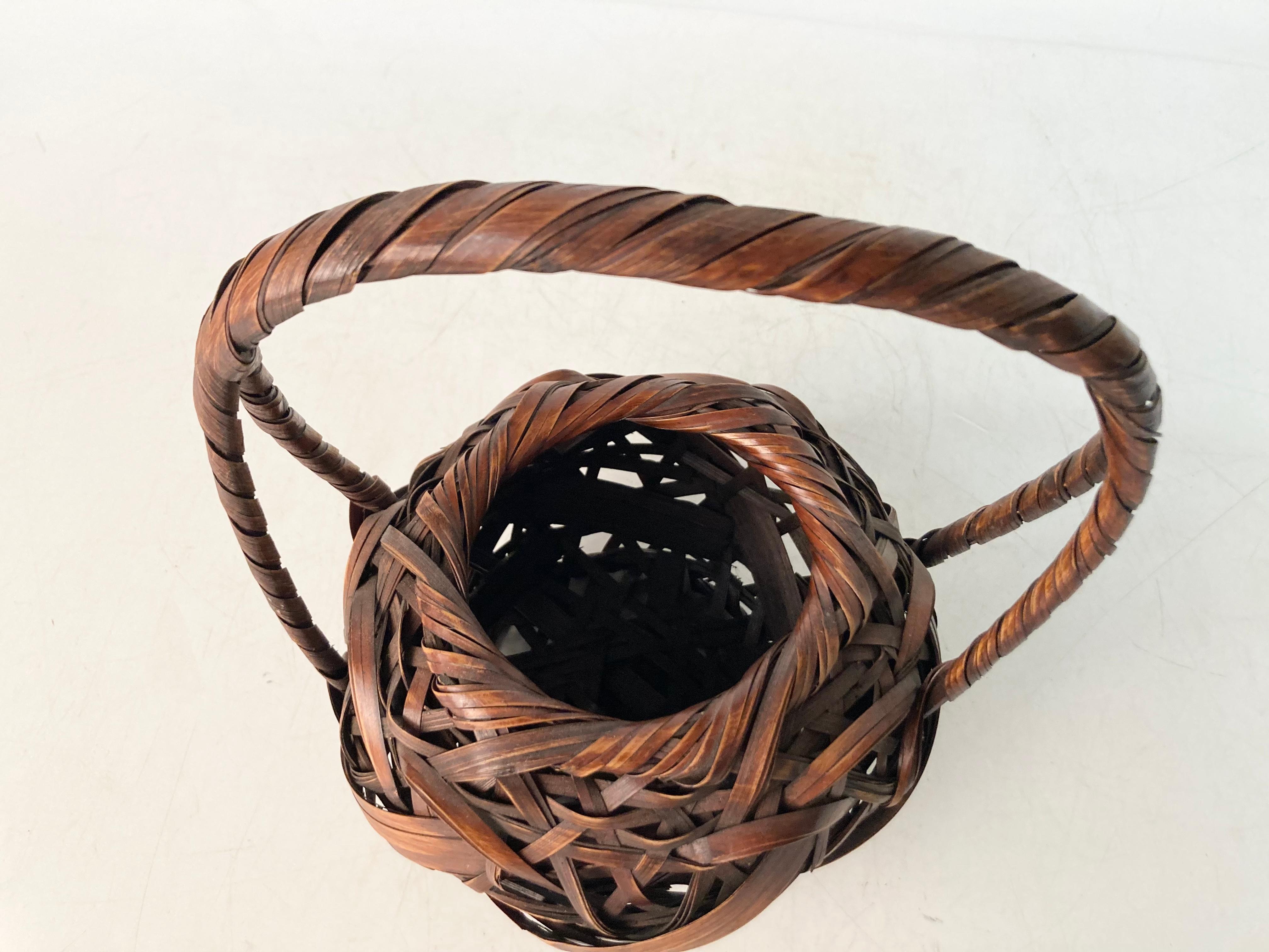 Fine Mid 20th C. Japanese Bamboo Ikebana Basket 1