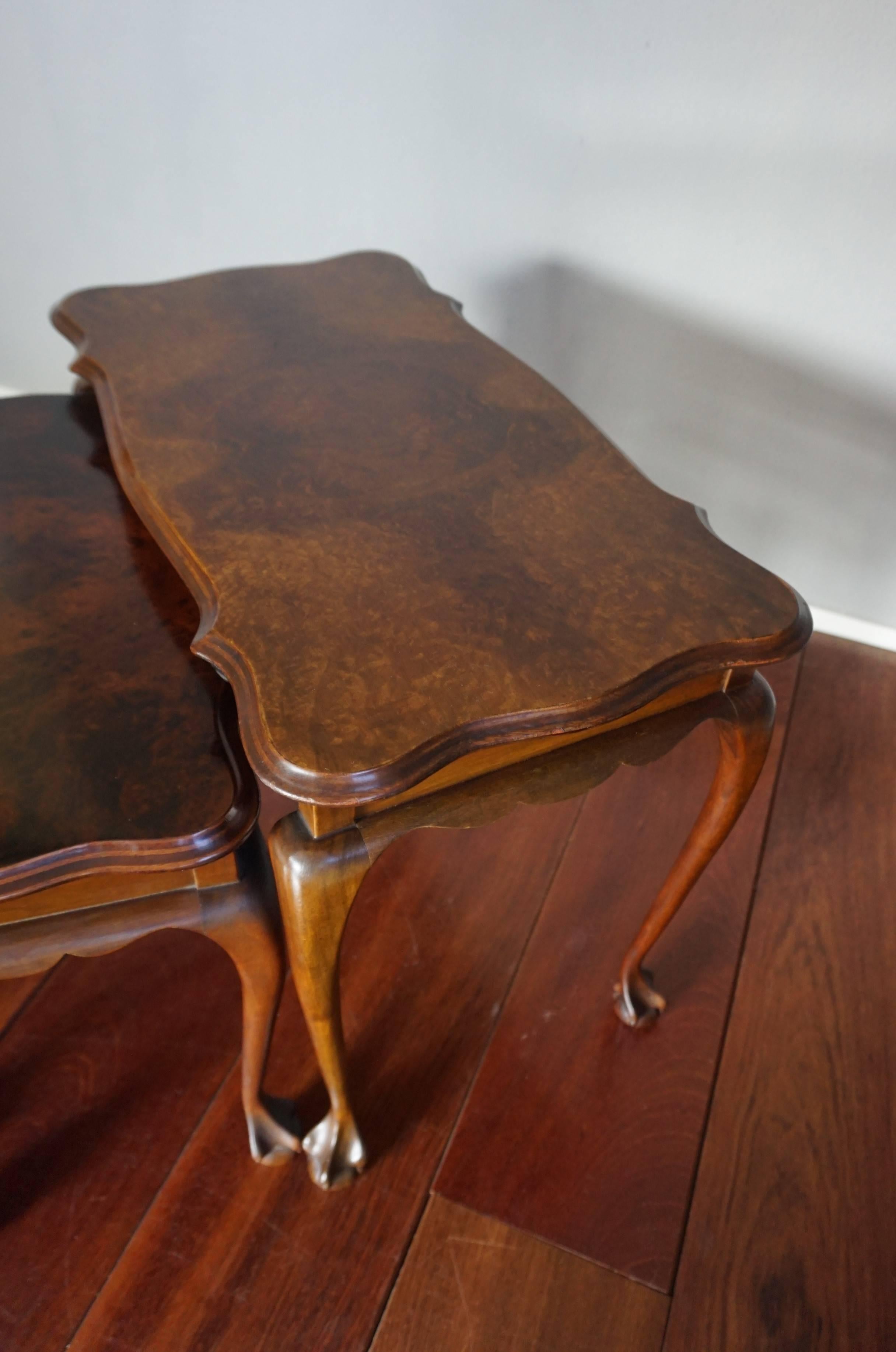 Fine Mid-20th Century Queen Anne Style Nutwood Nest of Tables with Burl Inlay For Sale 7