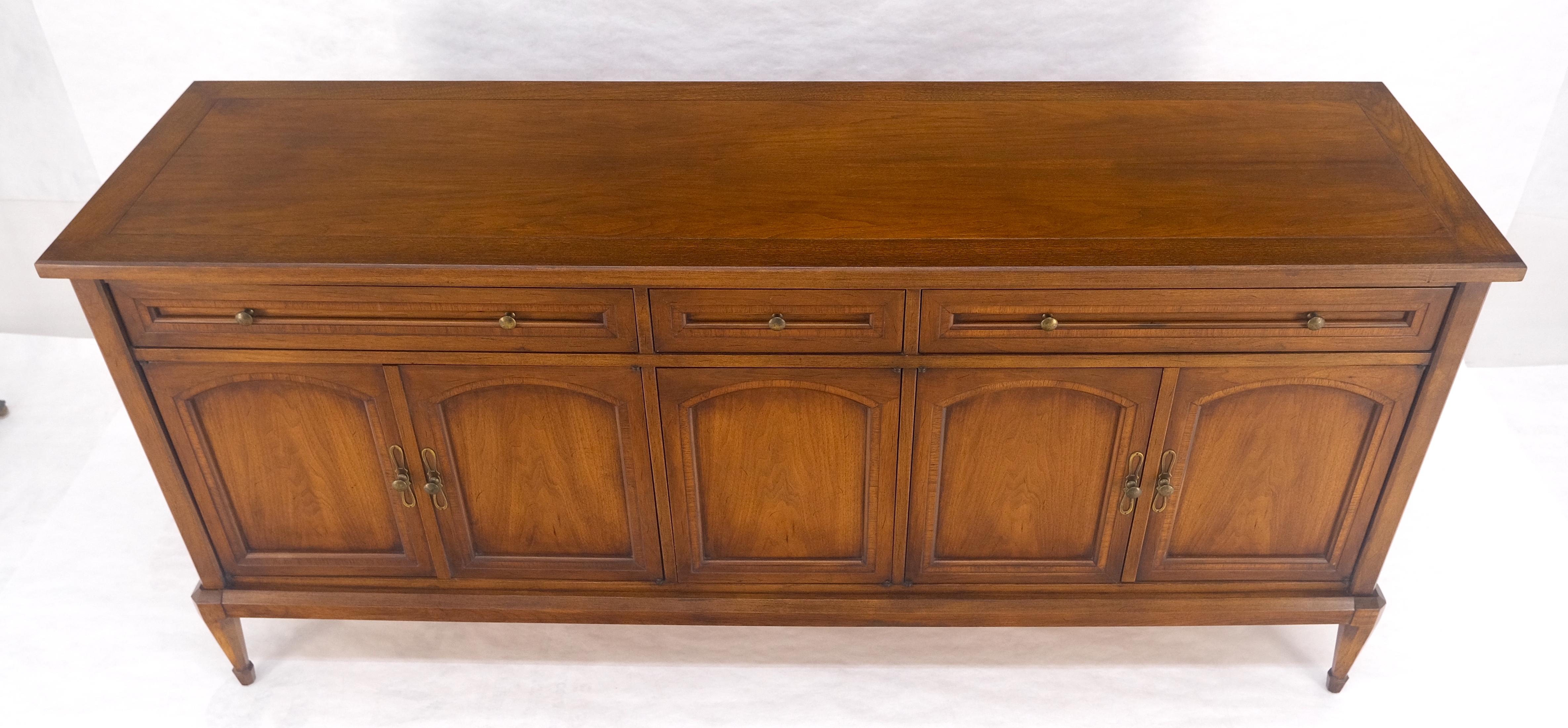 Americano Fine Mid Century Noce chiaro 5 porte 3 cassetti Credenza Dresser Sideboard MINT in vendita