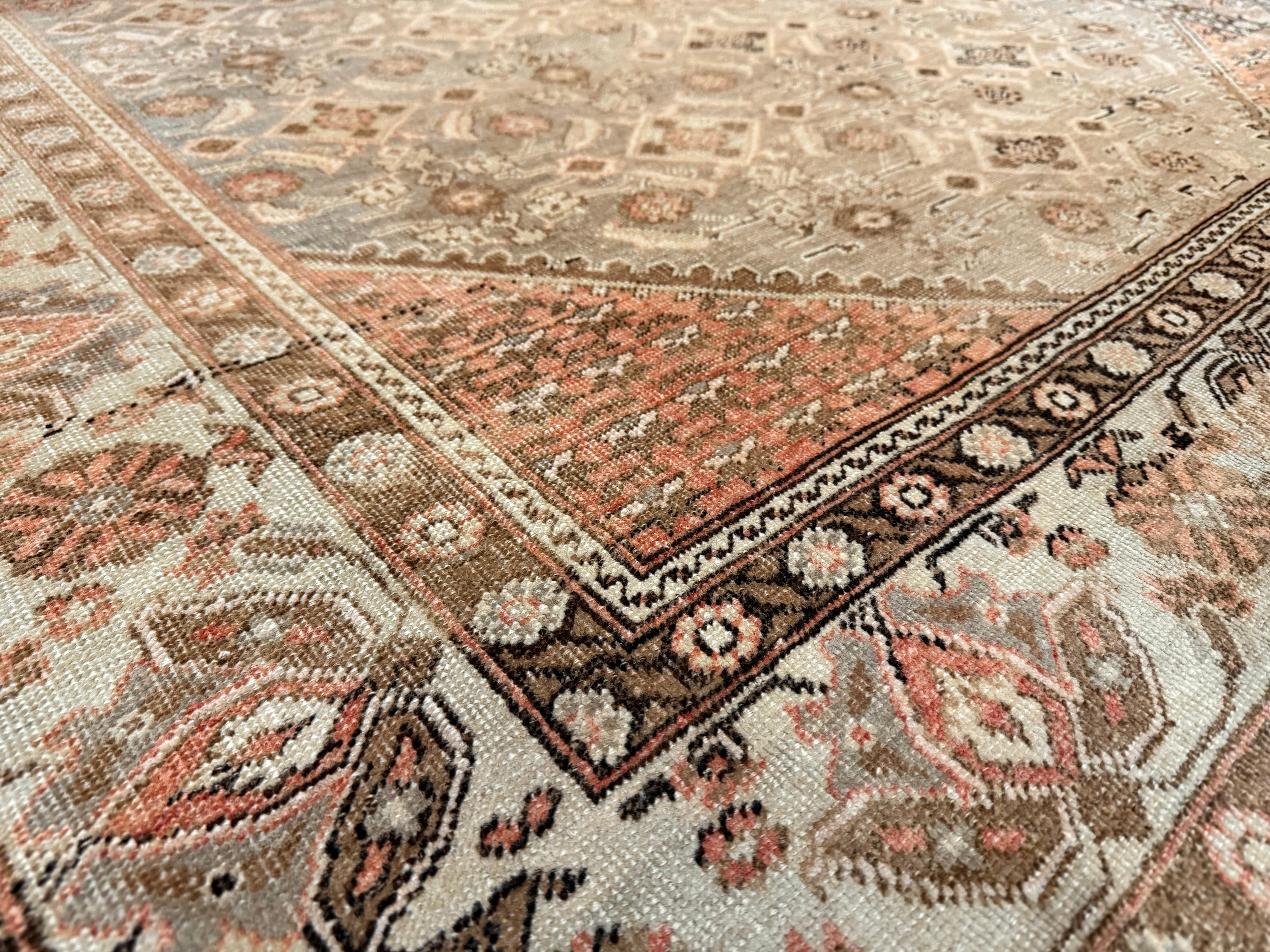 Tappeto Tabriz persiano di metà secolo 5'1