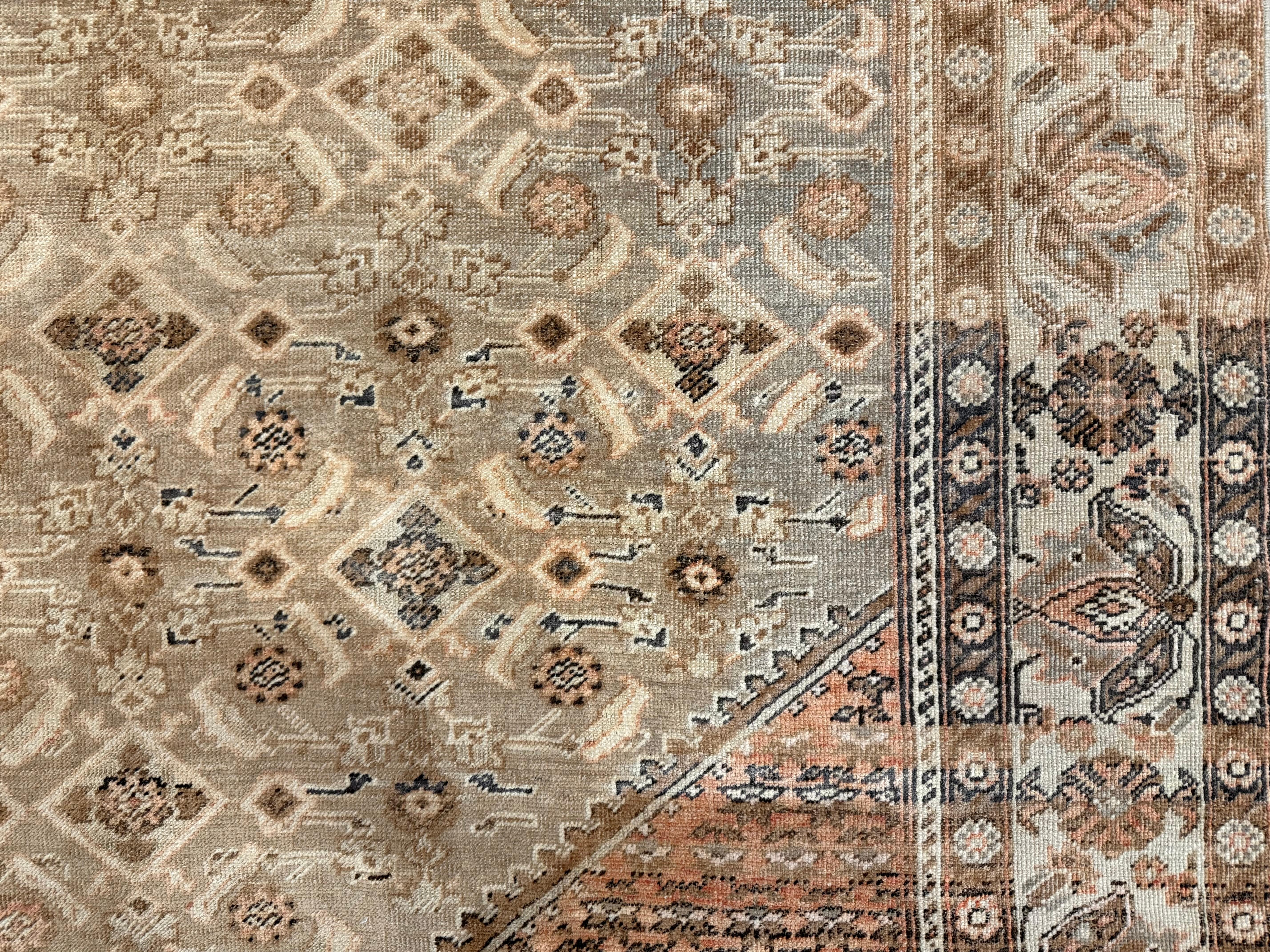 Tappeto Tabriz persiano di metà secolo 5'1