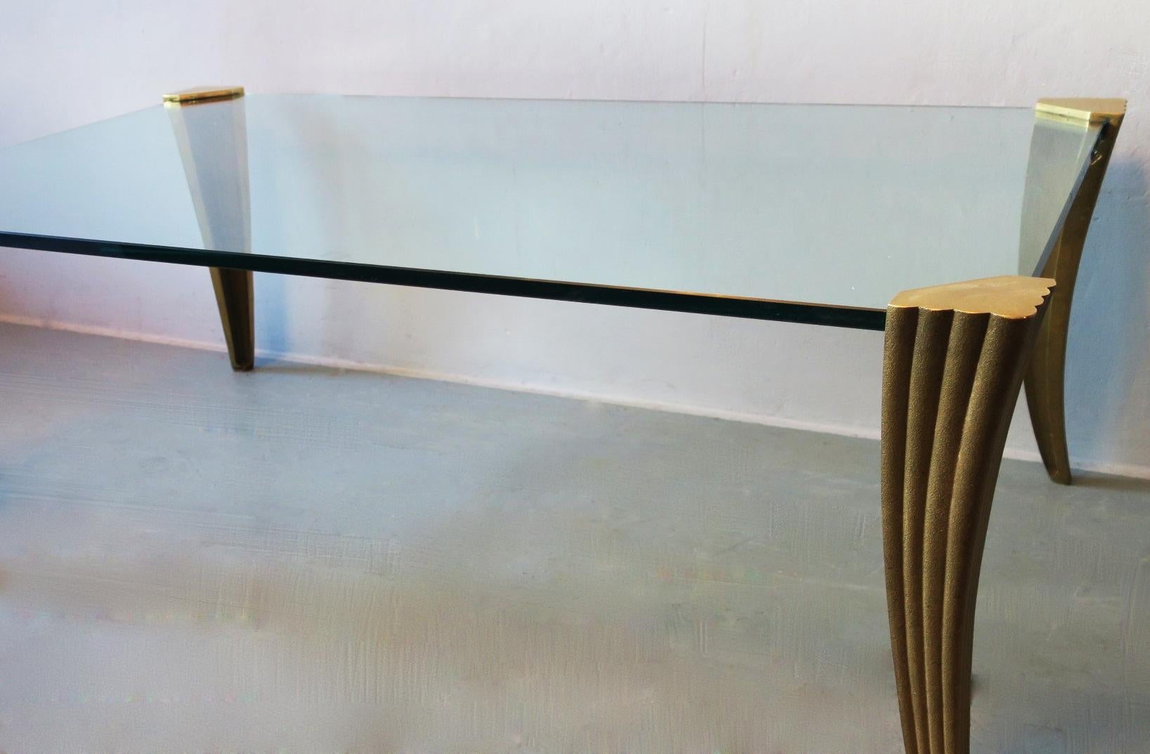 Fine Midcentury Brass and Glass Coffee Table In Good Condition For Sale In Berlin, DE
