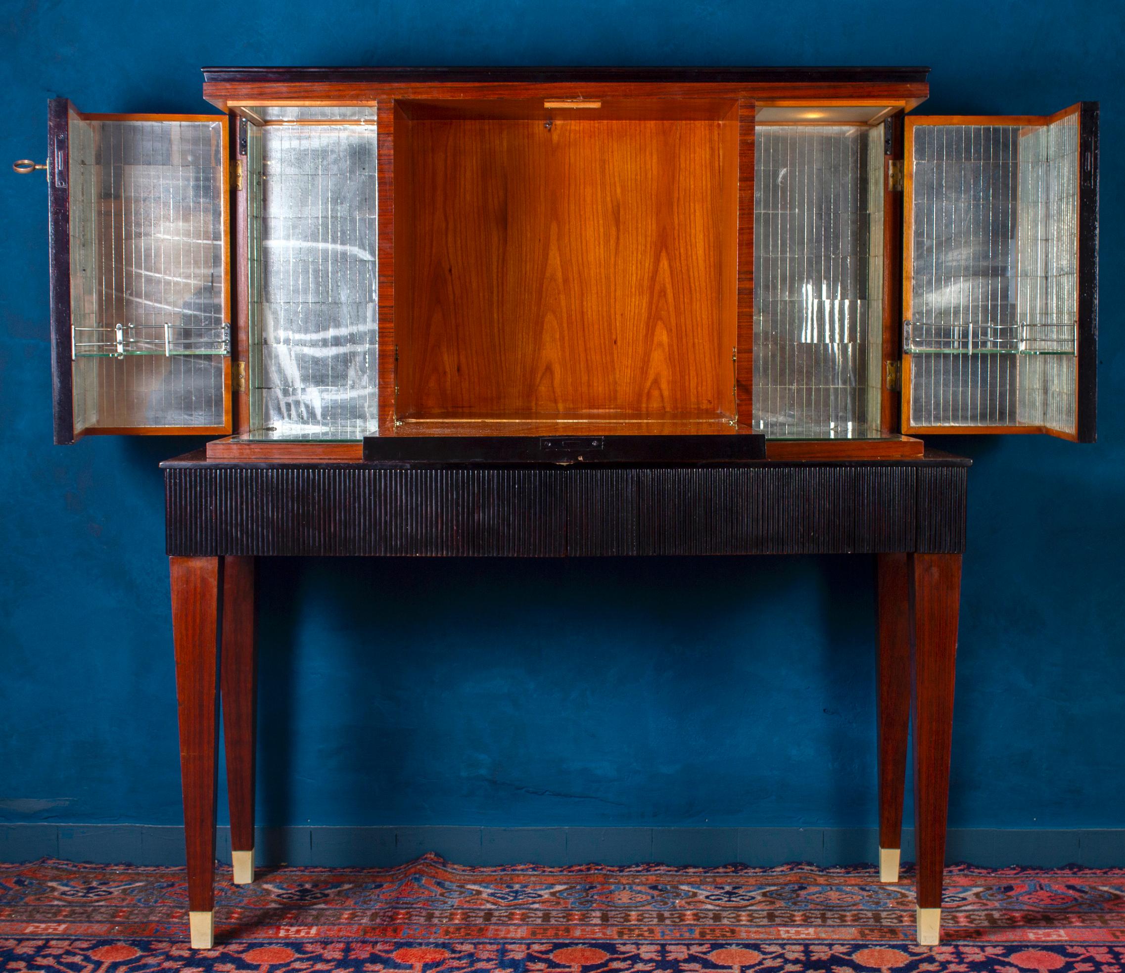 Mid-20th Century Fine Mid-Century Trumeau Bar Cabinet Attr. to Paolo Buffa, 1950 For Sale