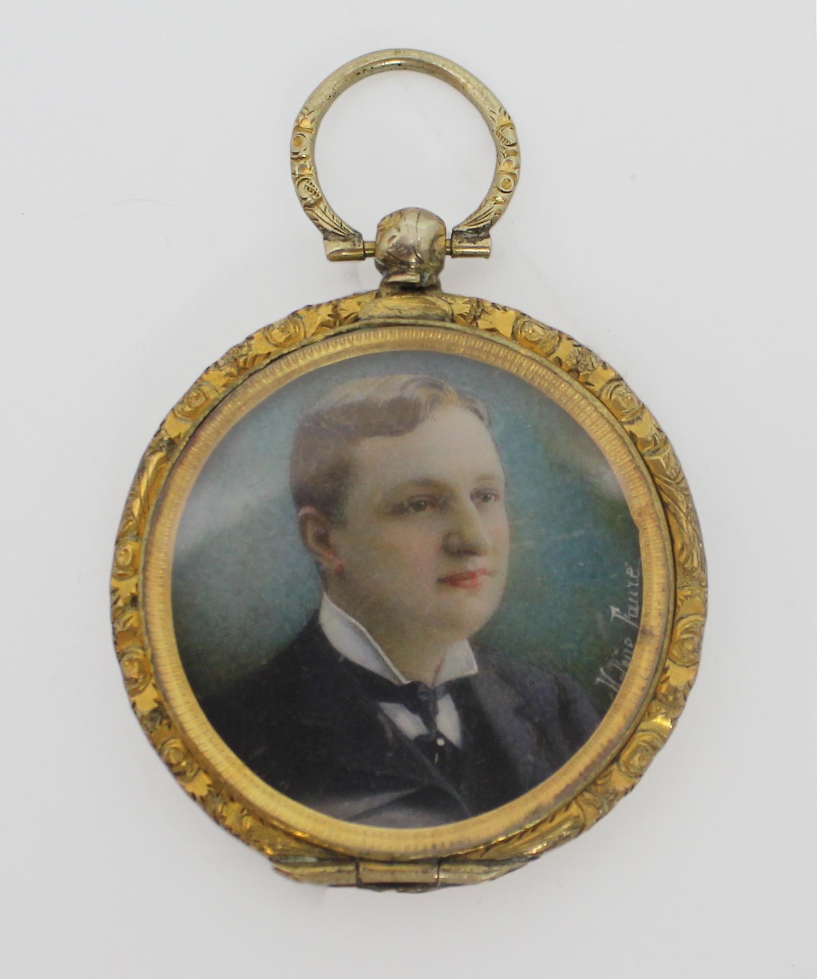 Fine miniature portrait by Hélène Faure (1878-1932)


Fine portrait. Oil on ivory. 

Signed by the artist in white. Beautiful quality and workmanship. Set in engraved yellow metal case. 

Case measures 3.7 cm in width.