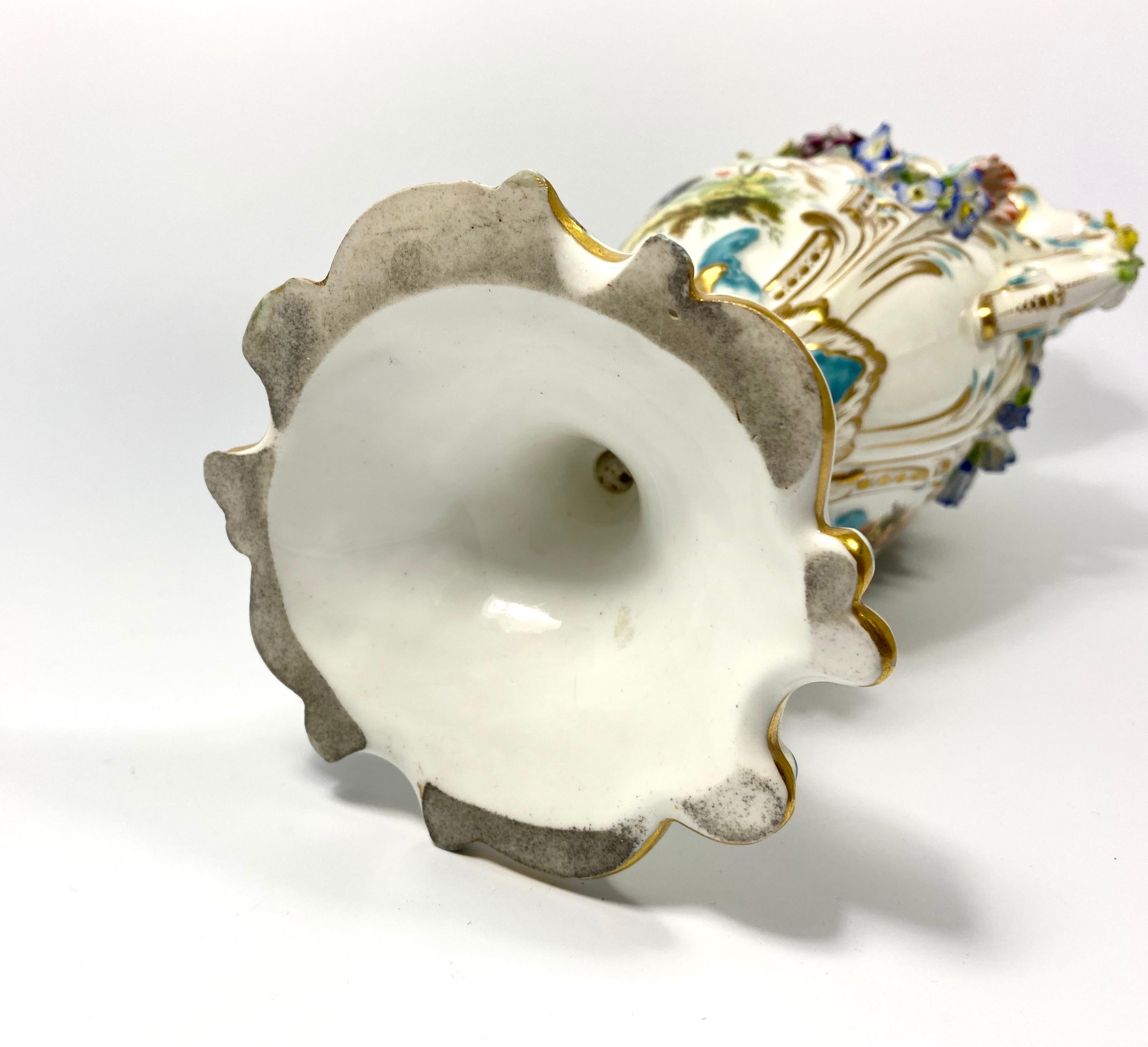 Fine Minton Porcelain ‘Flower Encrusted’ Garniture, circa 1830 For Sale 2