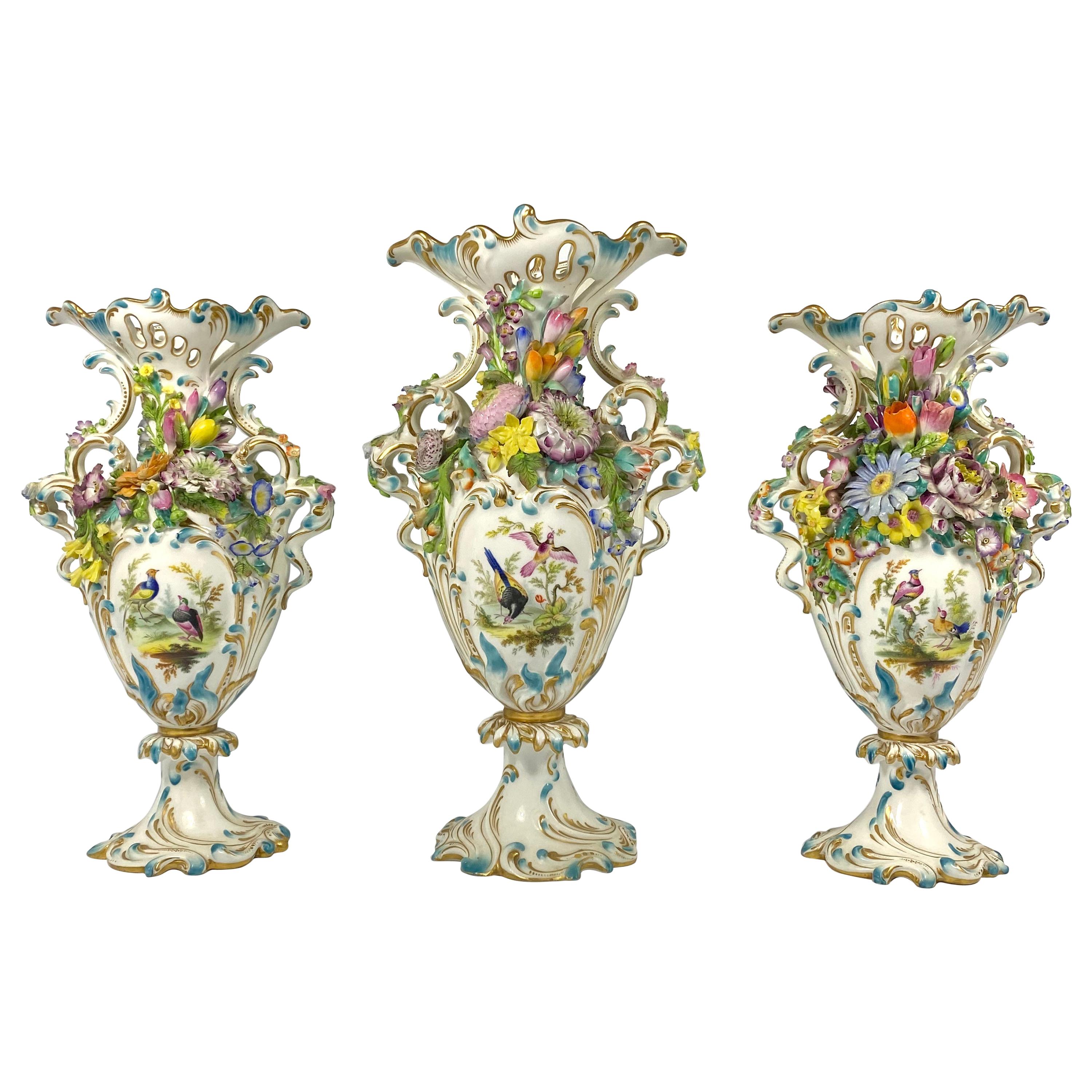 Fine Minton Porcelain ‘Flower Encrusted’ Garniture, circa 1830 For Sale