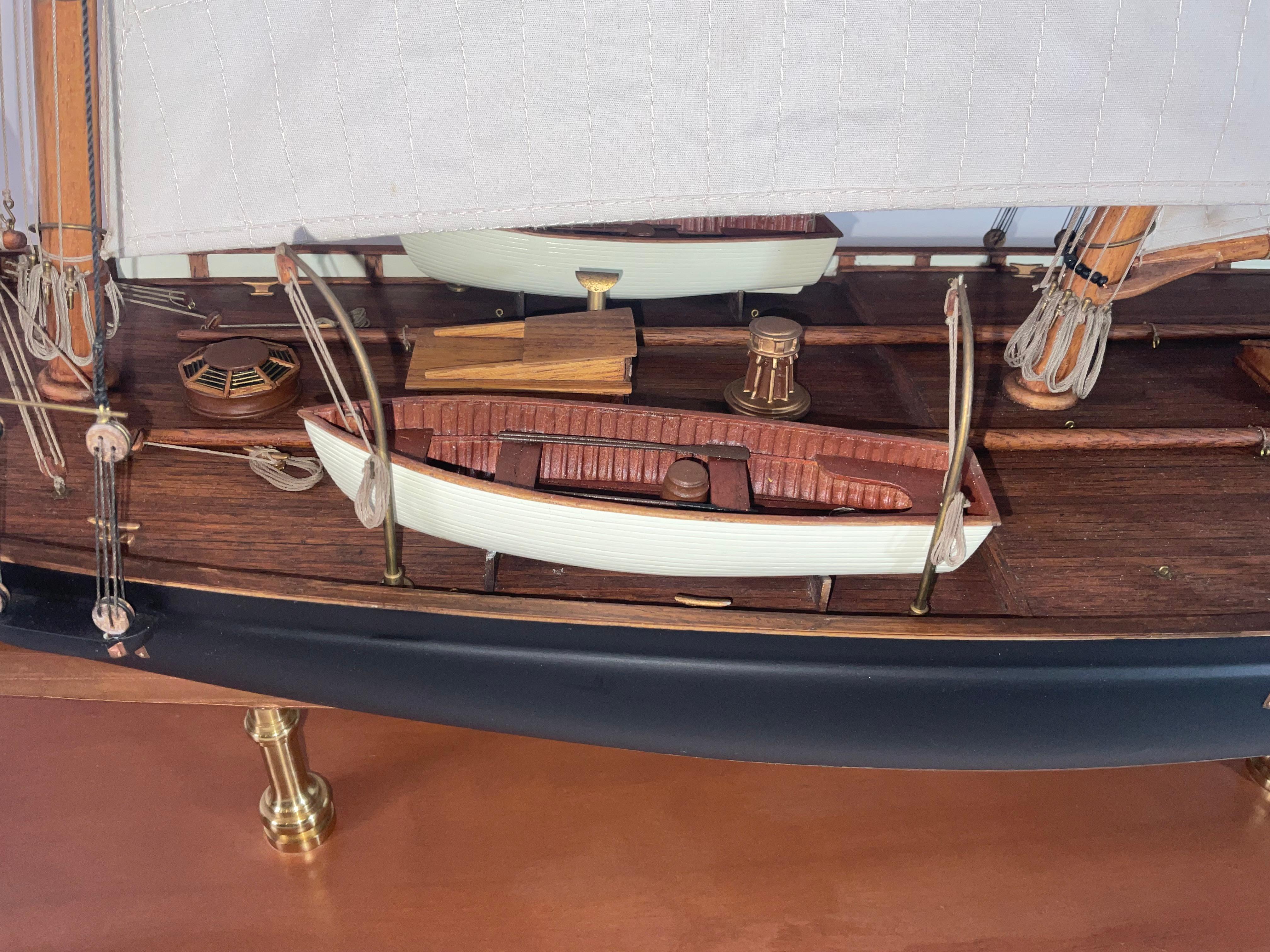 Modèle du yacht Schooner Yacht America en vente 13