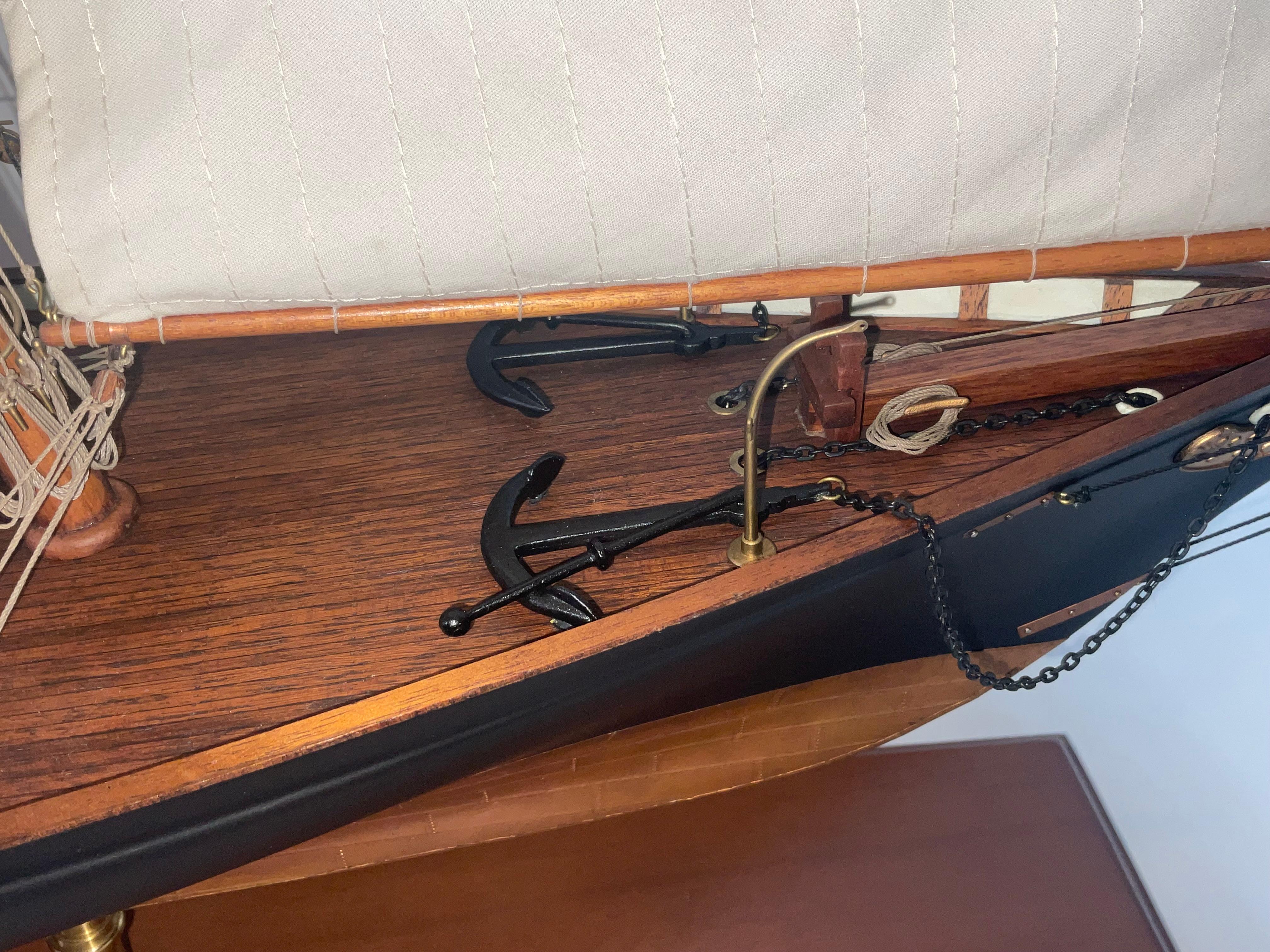 XXIe siècle et contemporain Modèle du yacht Schooner Yacht America en vente