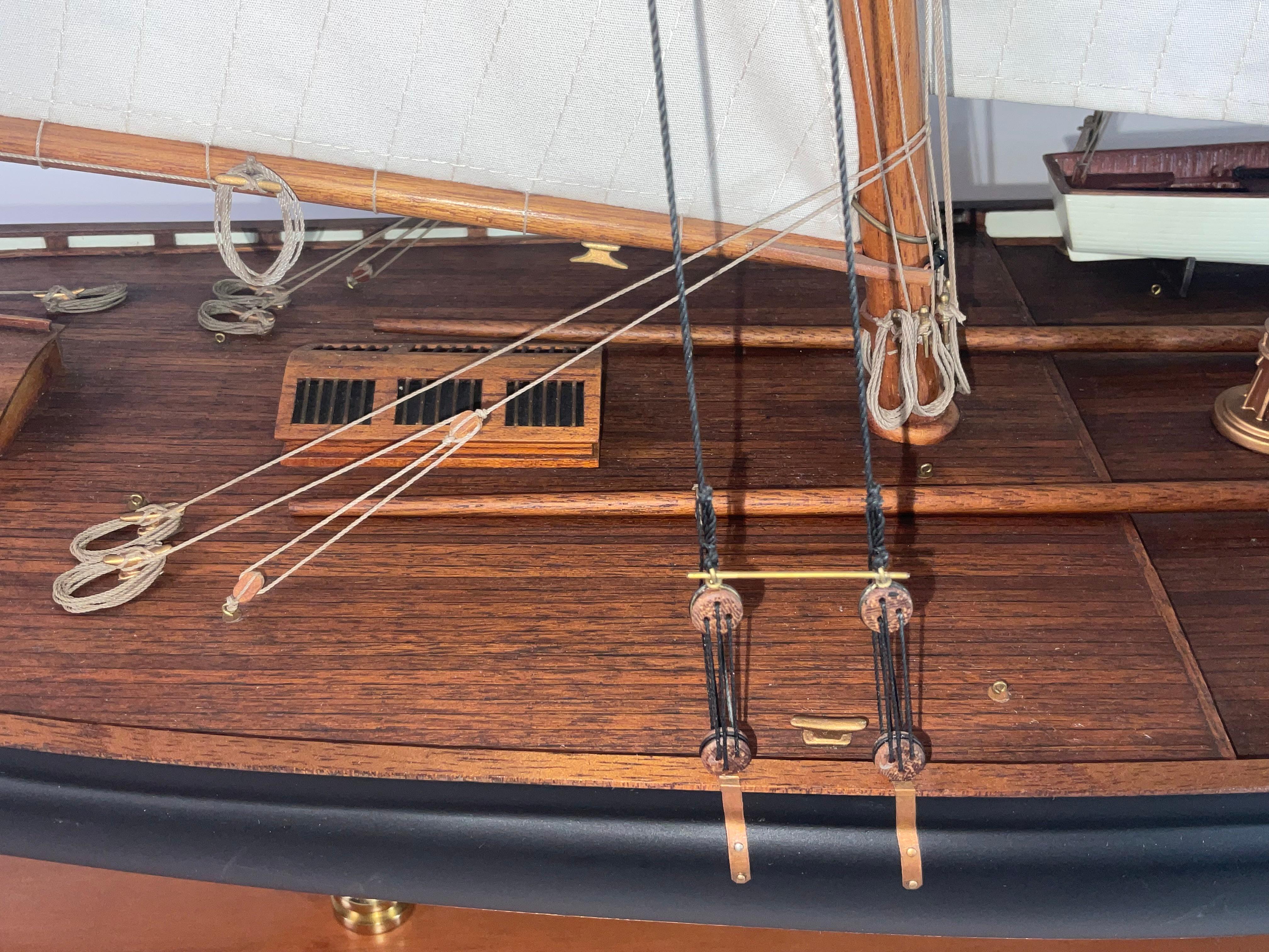 Modèle du yacht Schooner Yacht America en vente 3