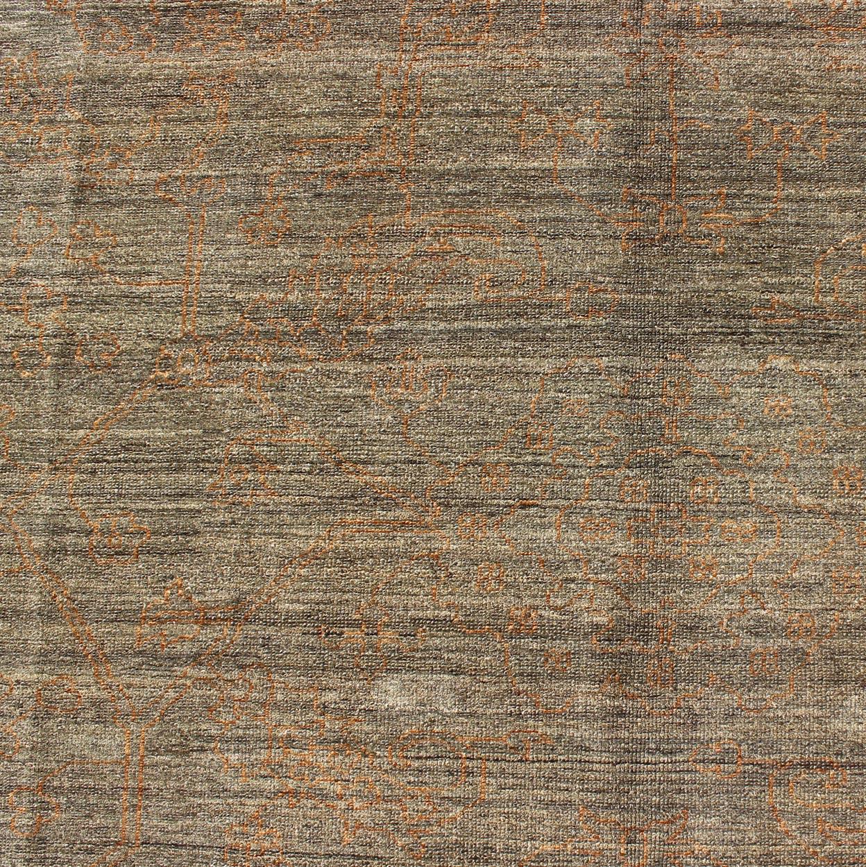 Feiner moderner Teppich mit Übergangsdesign von Keivan Woven Arts  im Zustand „Hervorragend“ im Angebot in Atlanta, GA