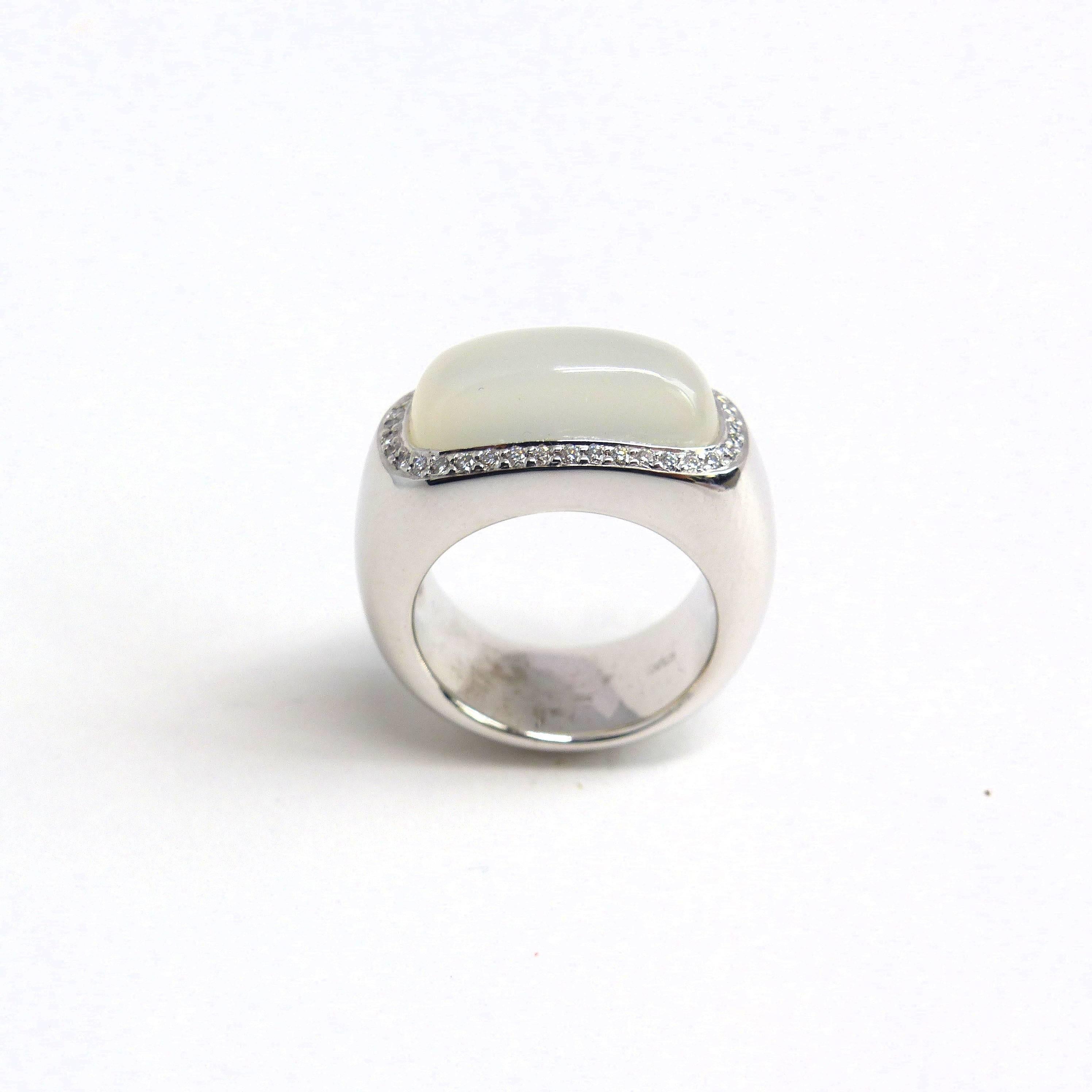 Contemporary Ring in White Gold with 1 Moonstone Cushion Shape and Diamonds. For Sale