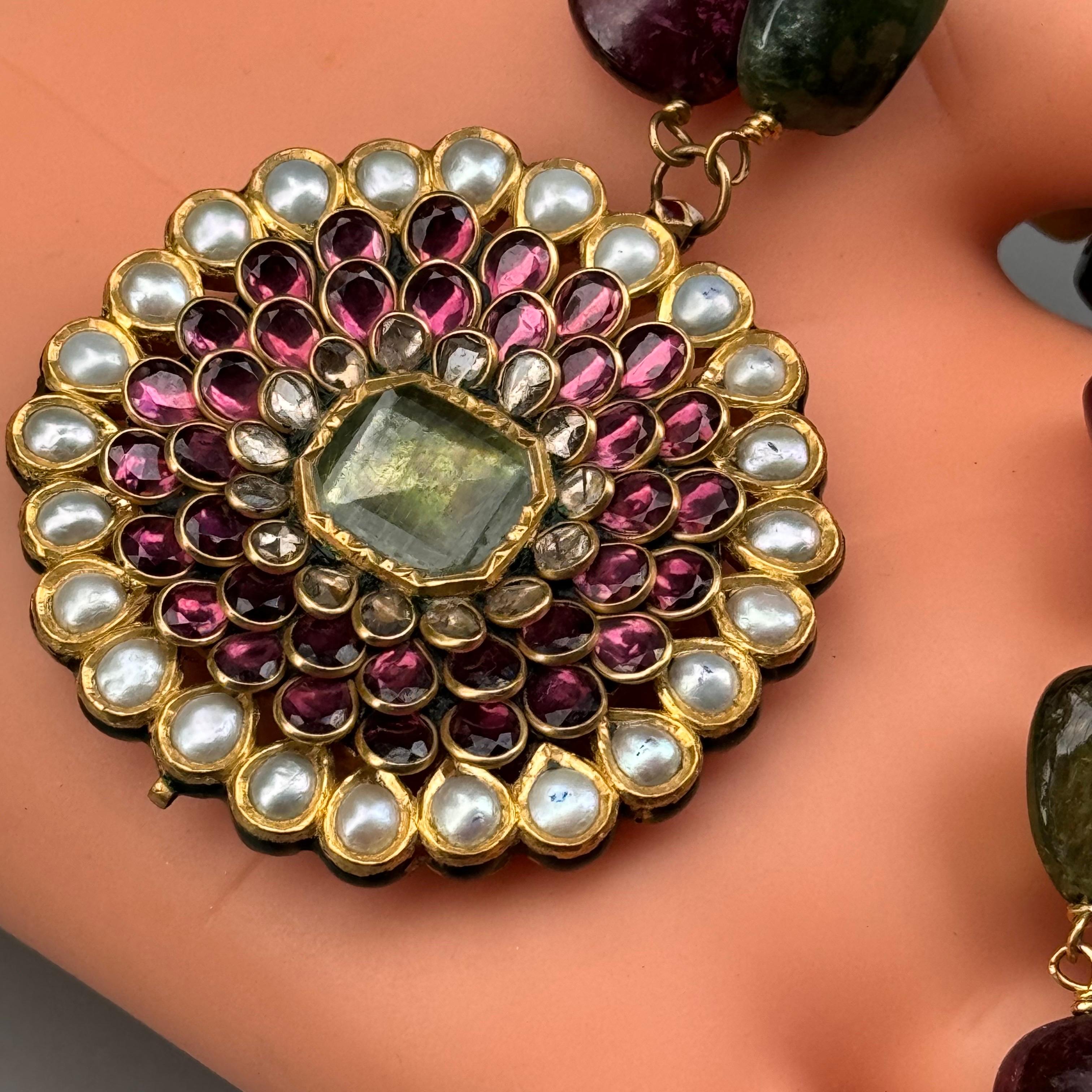 Women's Fine Mughal Indian Gold Tourmaline Pearl Diamond Pendant Necklace For Sale