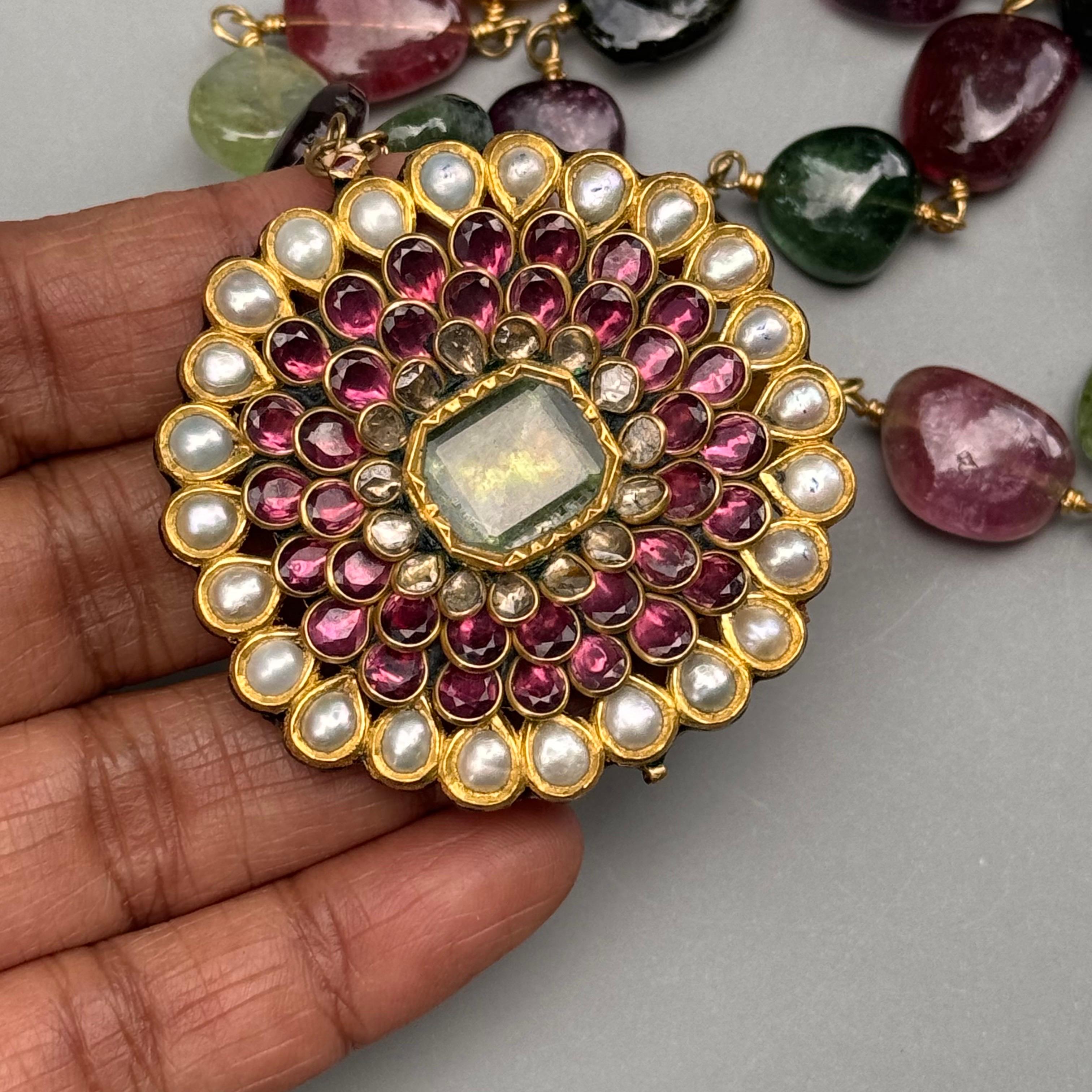 Fine Mughal Indian Gold Tourmaline Pearl Diamond Pendant Necklace For Sale 2
