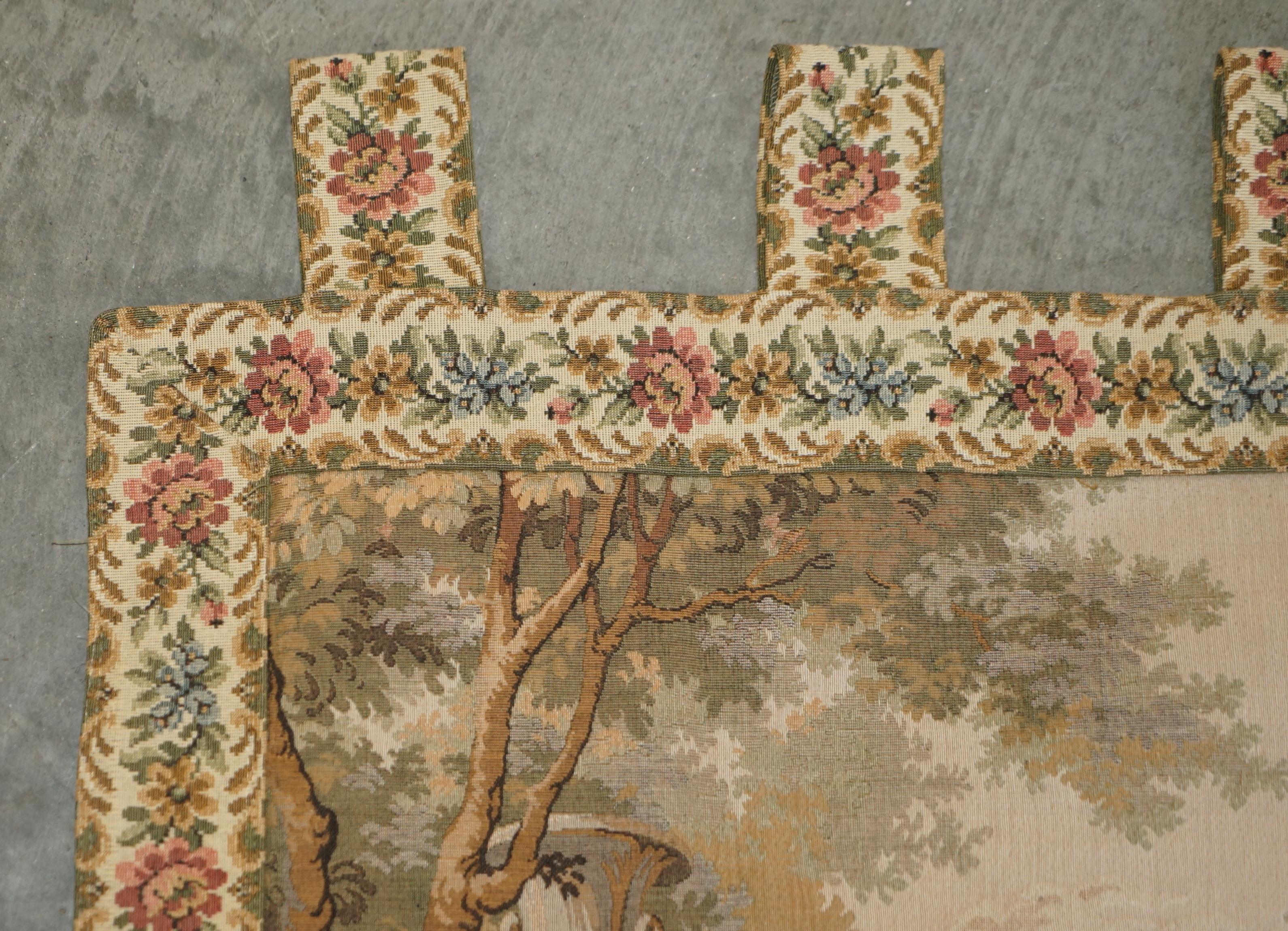 Mid-19th Century Fine Napoleon III circa 1860 Antique French Embroidered Tapestry Rail Type Fit For Sale