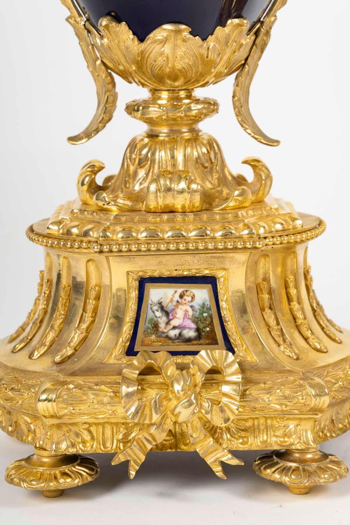 Fine Napoleon III Period Mantel Set, 19th Century. For Sale 7