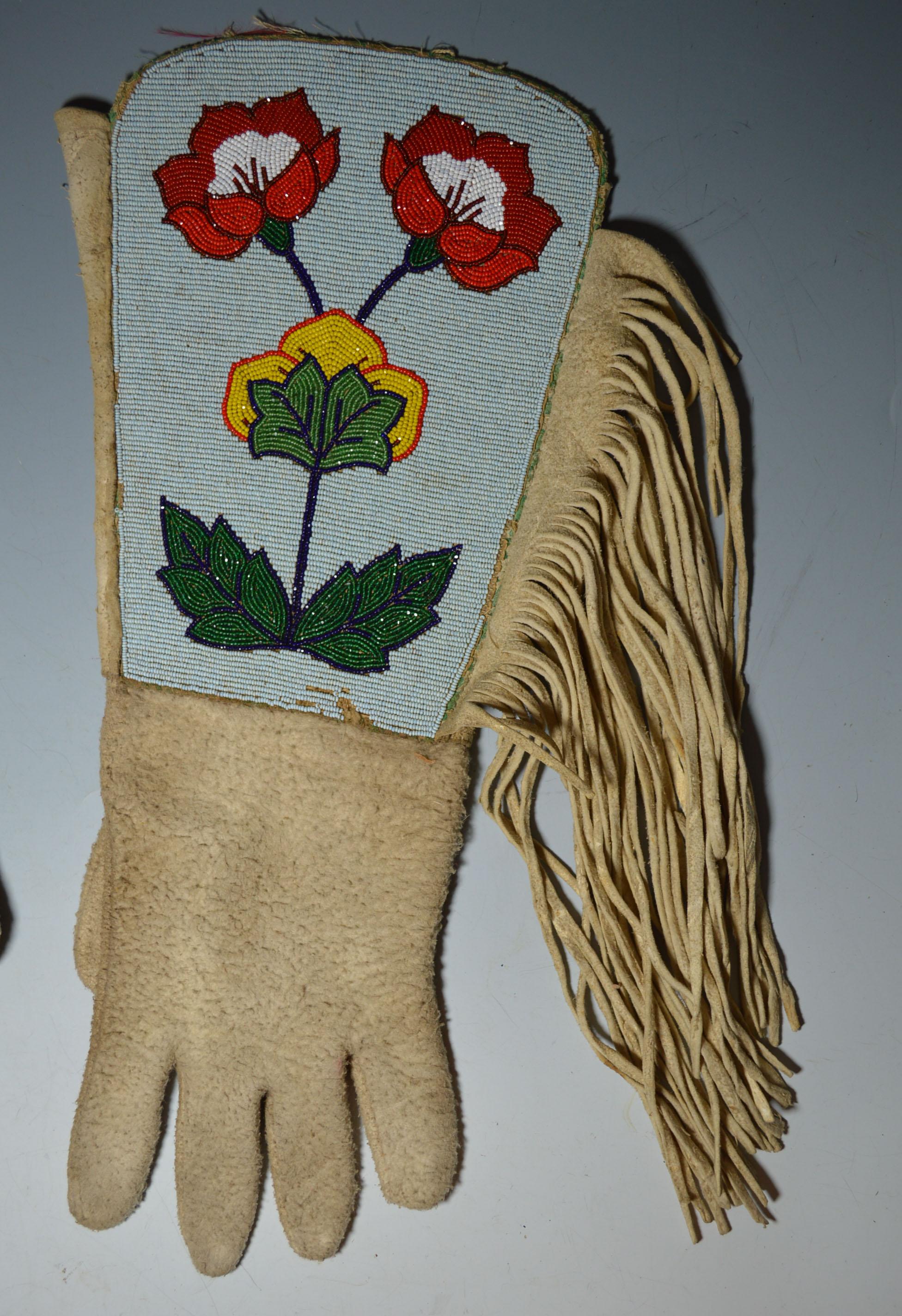 North American Fine Native American Indian Crow beaded gauntlets bead work