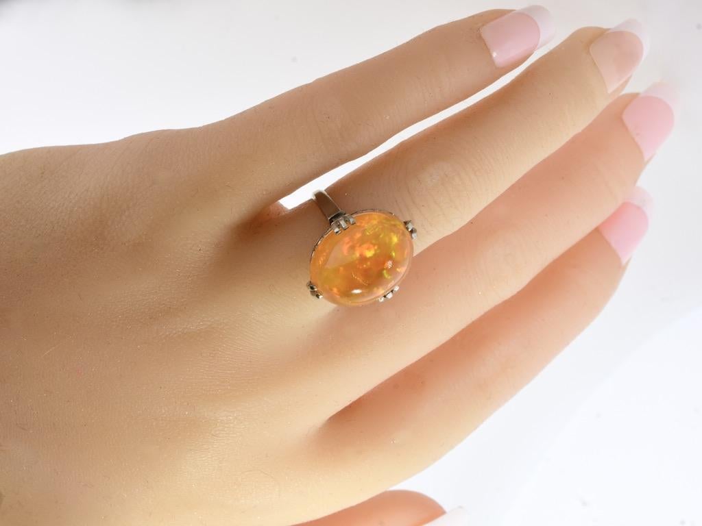 Fine Natural 16.4 ct. Fire Opal and Platinum Antique Ring, c. 1915. For Sale 2