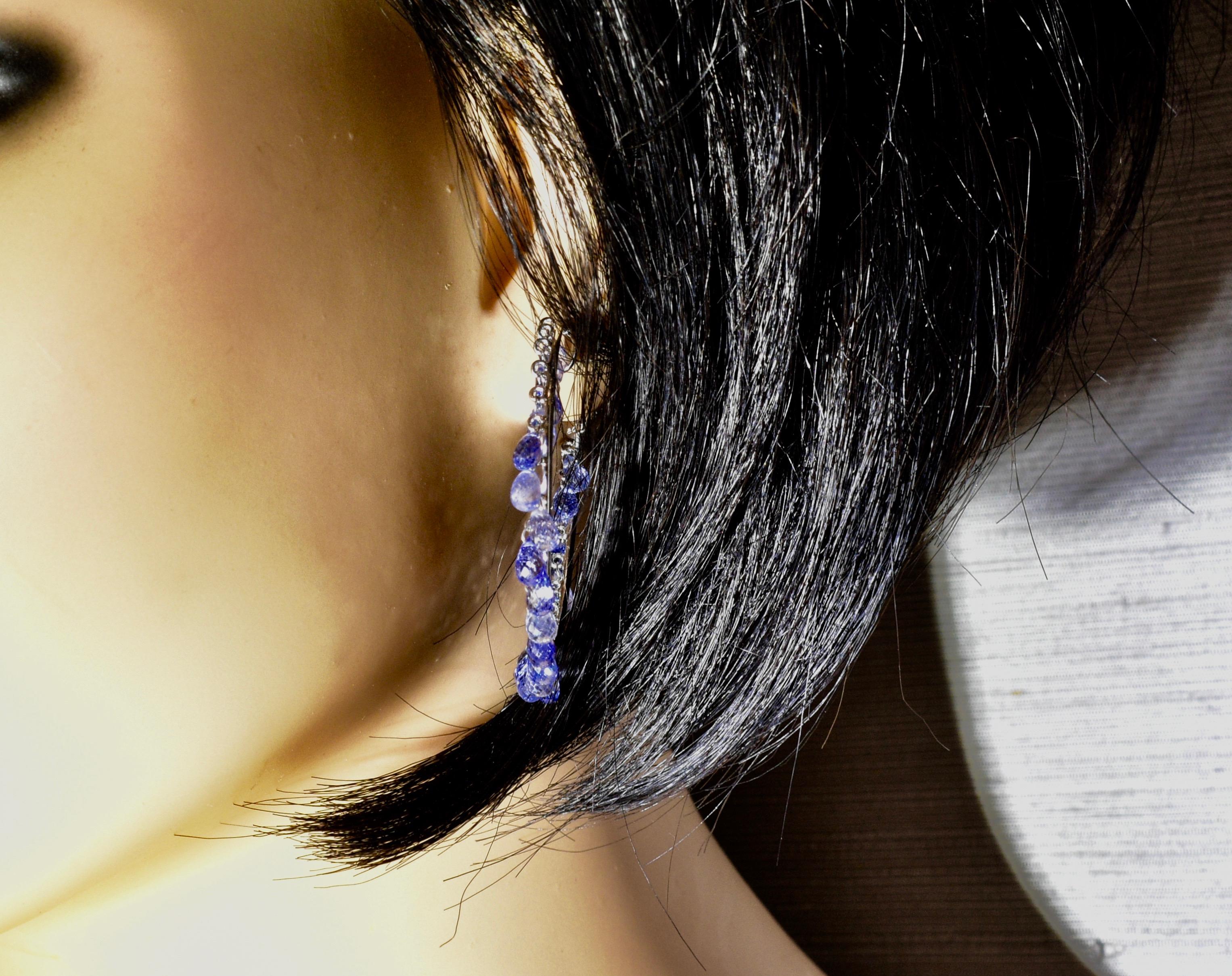 Fine Natural Briolette Cut Sapphire & 18k Hoop Style Earrings, Adler Geneva In Excellent Condition For Sale In Aspen, CO