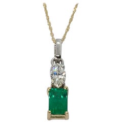 Fine Natural Colombian Emerald Diamond Solitaire Pendant Drop Necklace 18 Karat