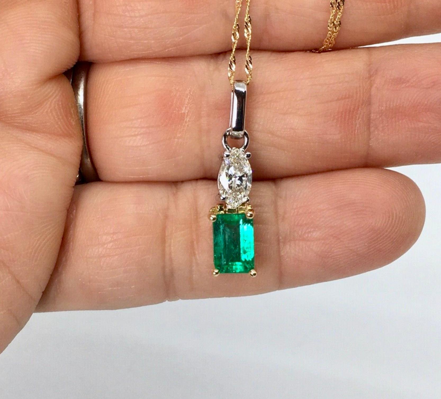 Fine AAA Colombian Emerald Diamond Solitaire Pendant Drop Necklace 18K Gold
Fine Natural Colombian Emerald, Emerald Cut 1.80 Carat - VS, AAA Vivid Intense Medium Green - Fully Saturated, Excellent Clarity & Transparency. Diamond Marquise Cut Weight