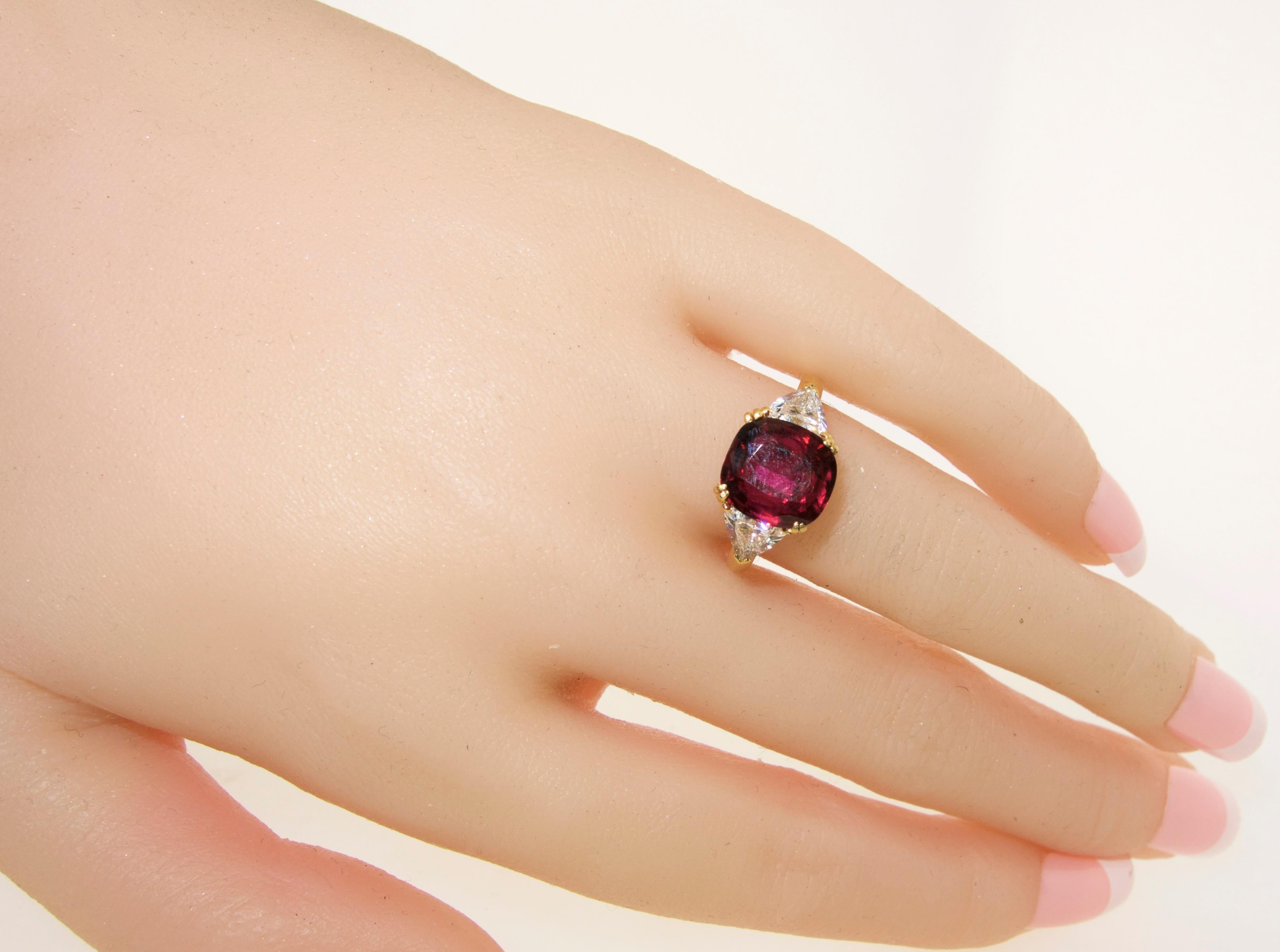 Fine Natural Certified Ruby and Diamond Ring 2