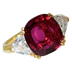 Fine Natural Certified Ruby and Diamond Ring